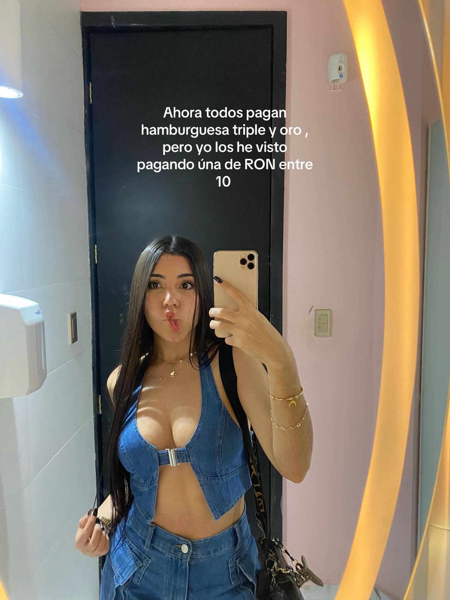 @Daniela Cabrera
