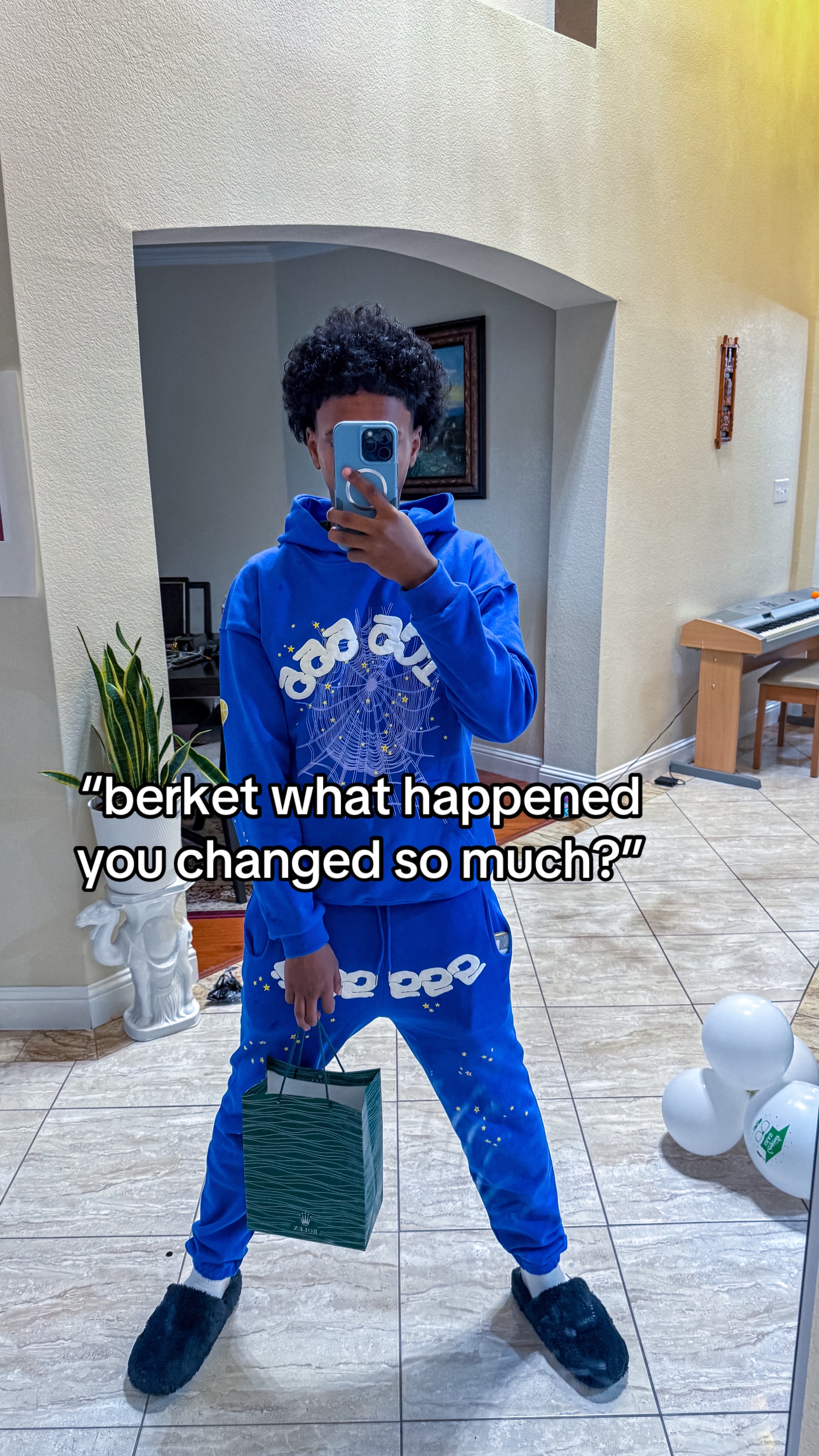 @brrket