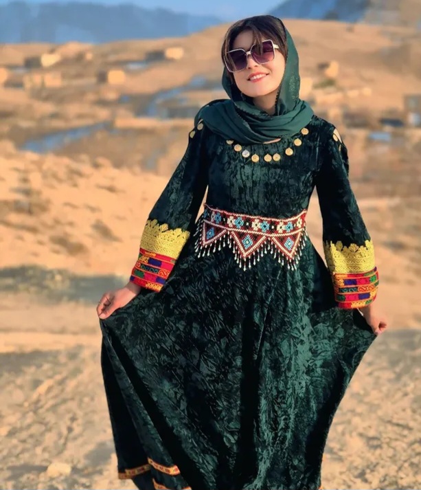 @اکونت فروشی پروفشنل