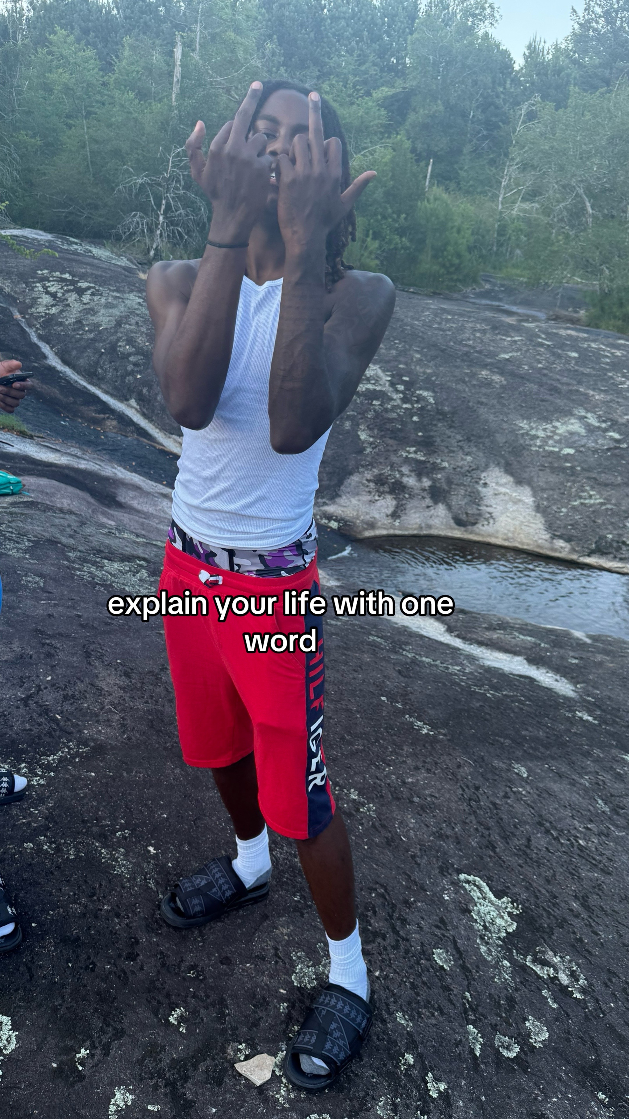 @Tee