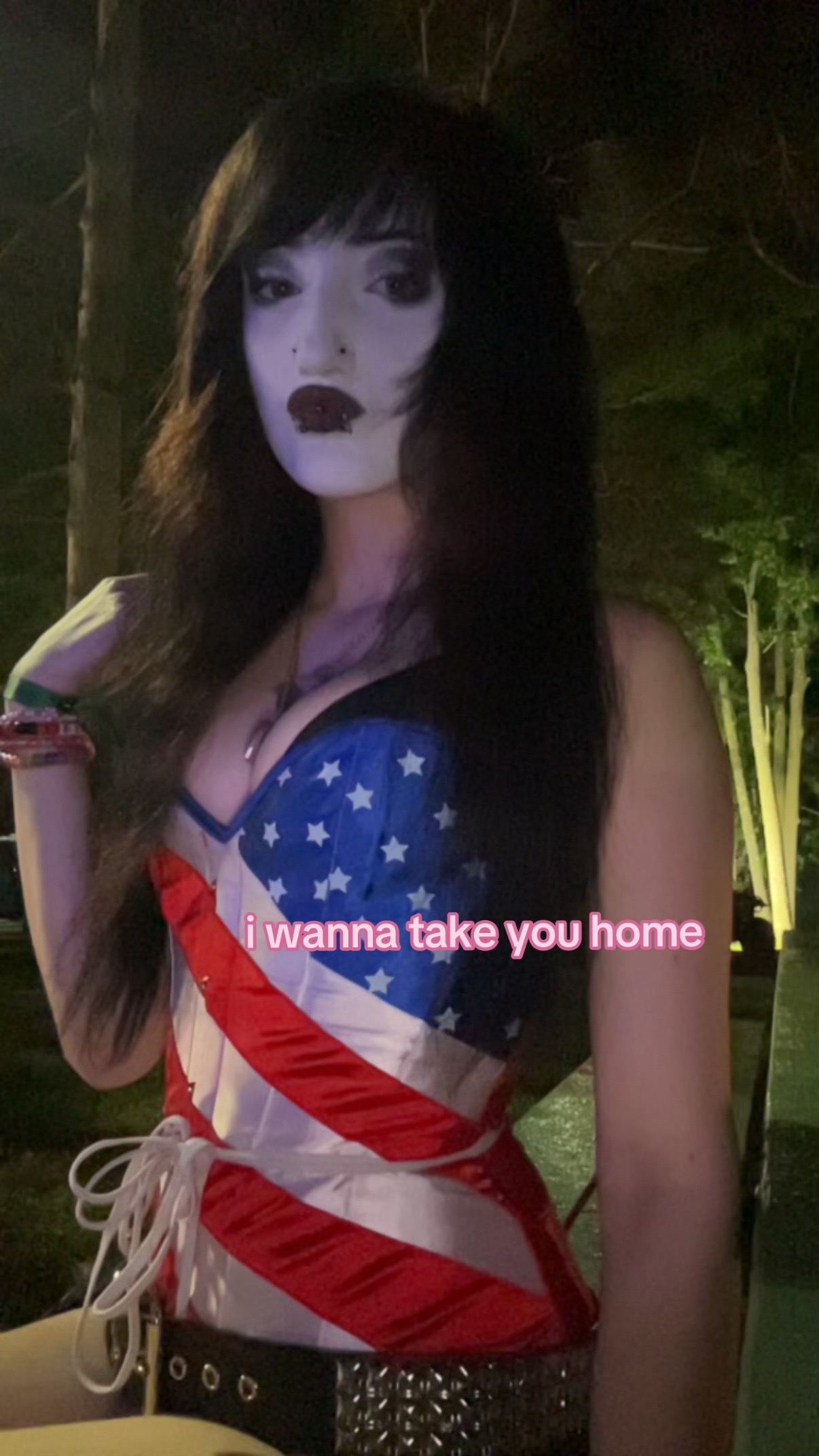 @⛧