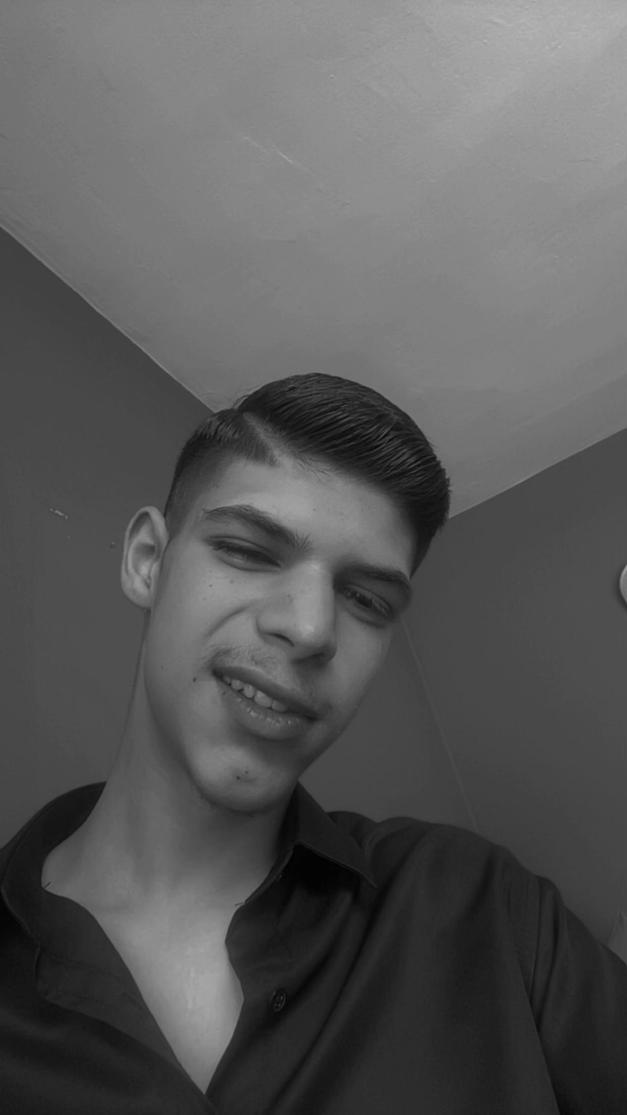 @𝓐𝓵𝓲 𝓡ı𝔃𝓪 𝓚𝓮𝓵𝓮𝓼̧ ރ