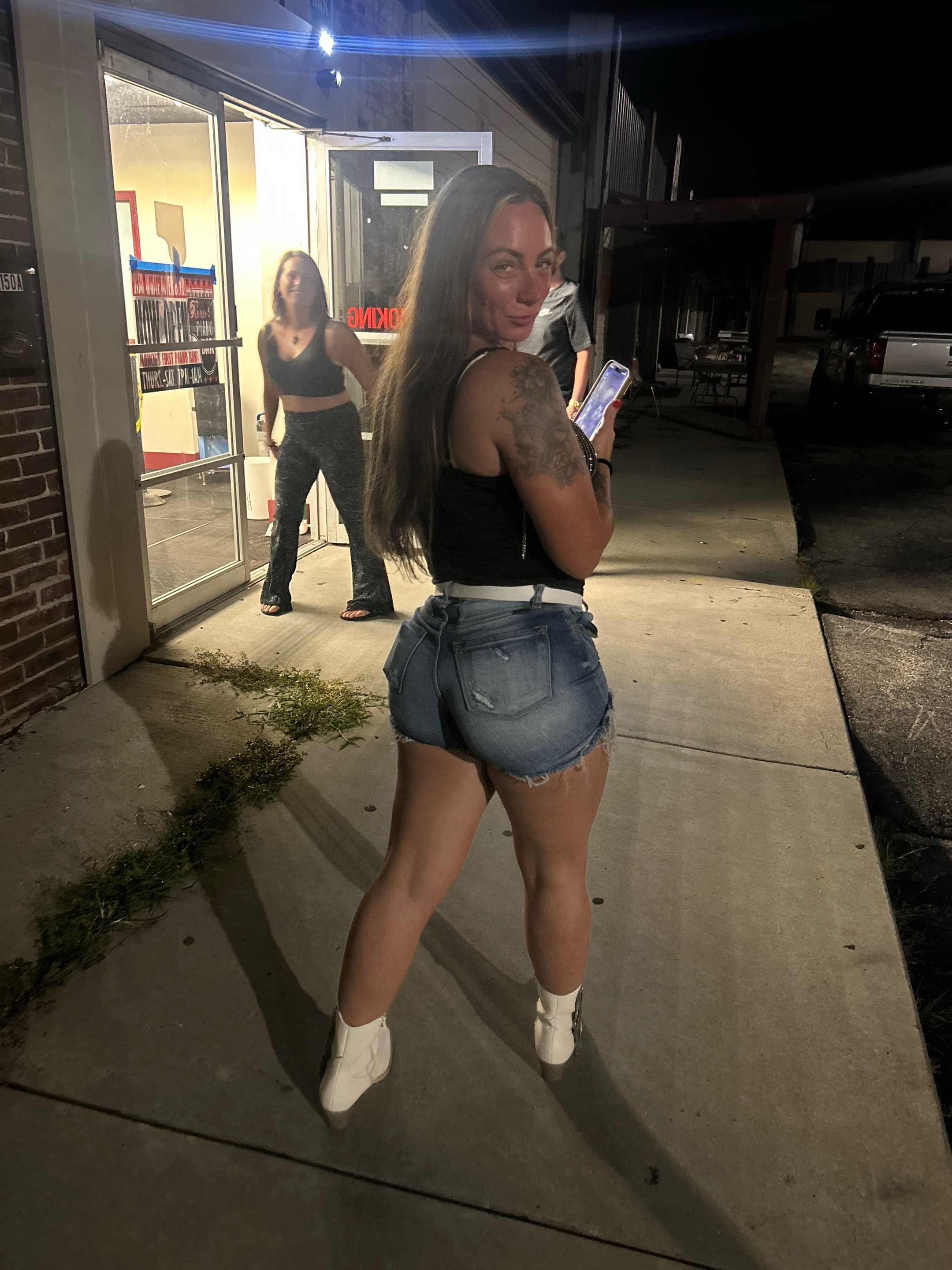 @missmegannn_xo