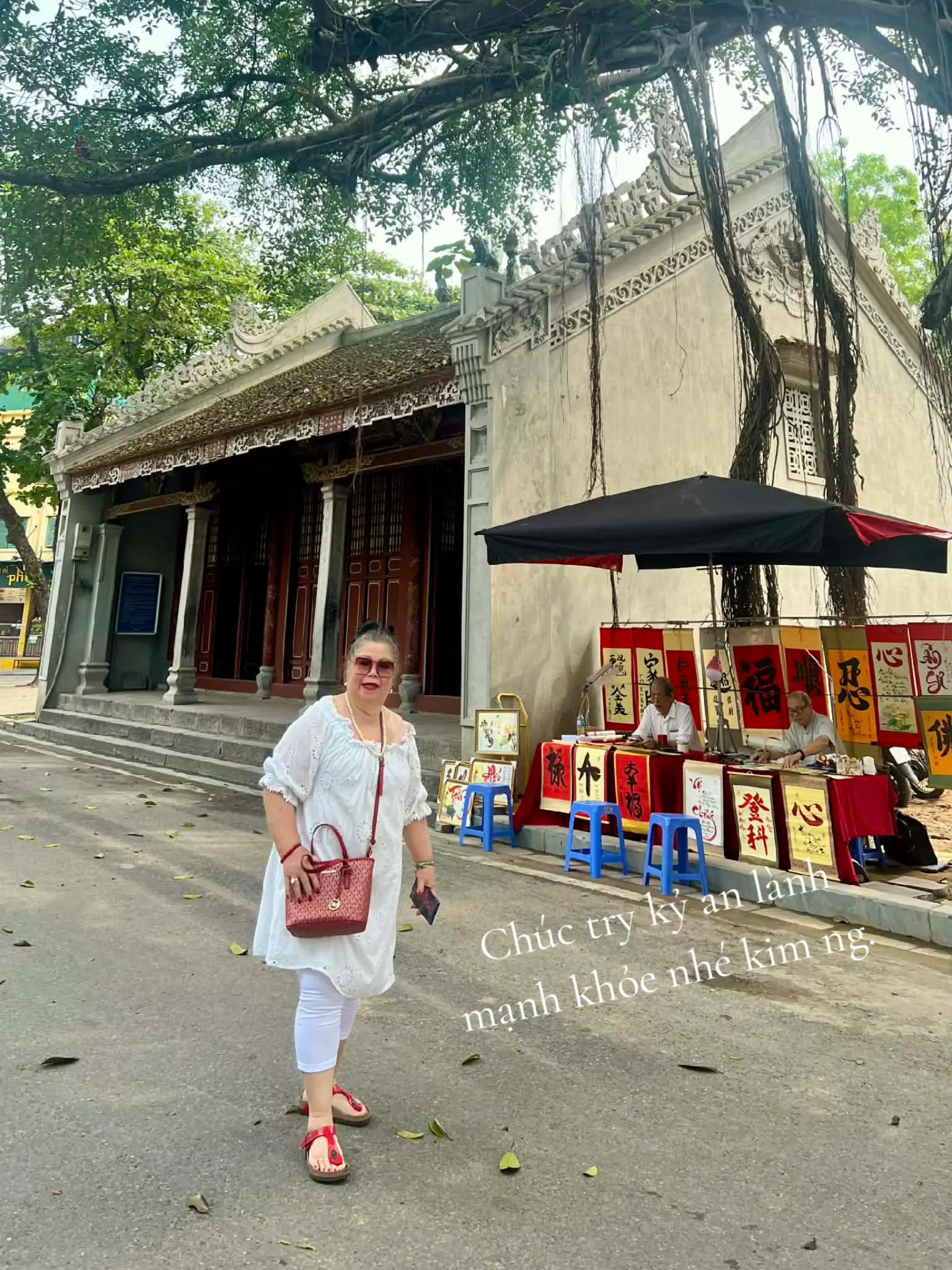 @Bạch yến ho&agrave;ng