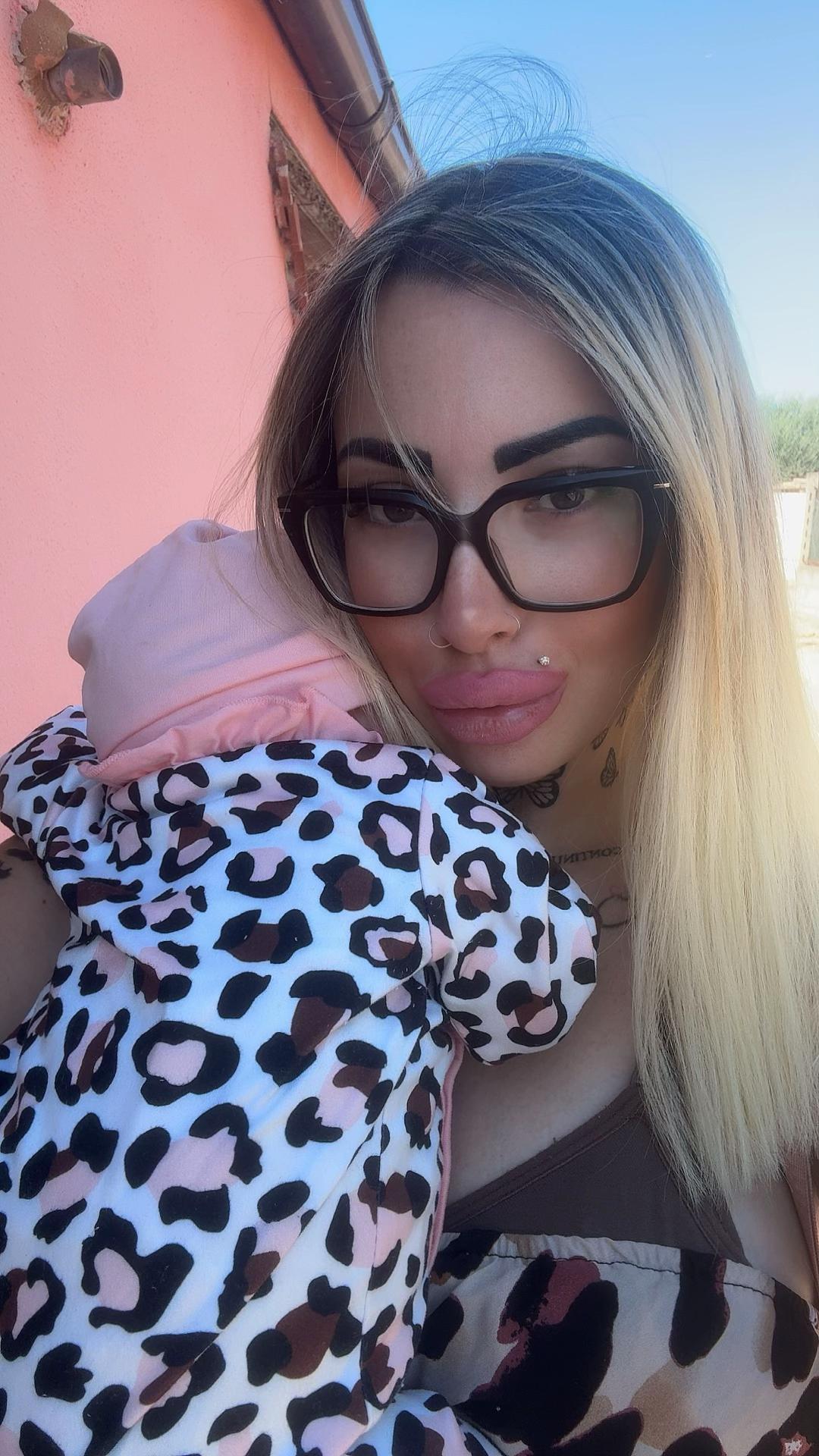 @ERIKA🖤