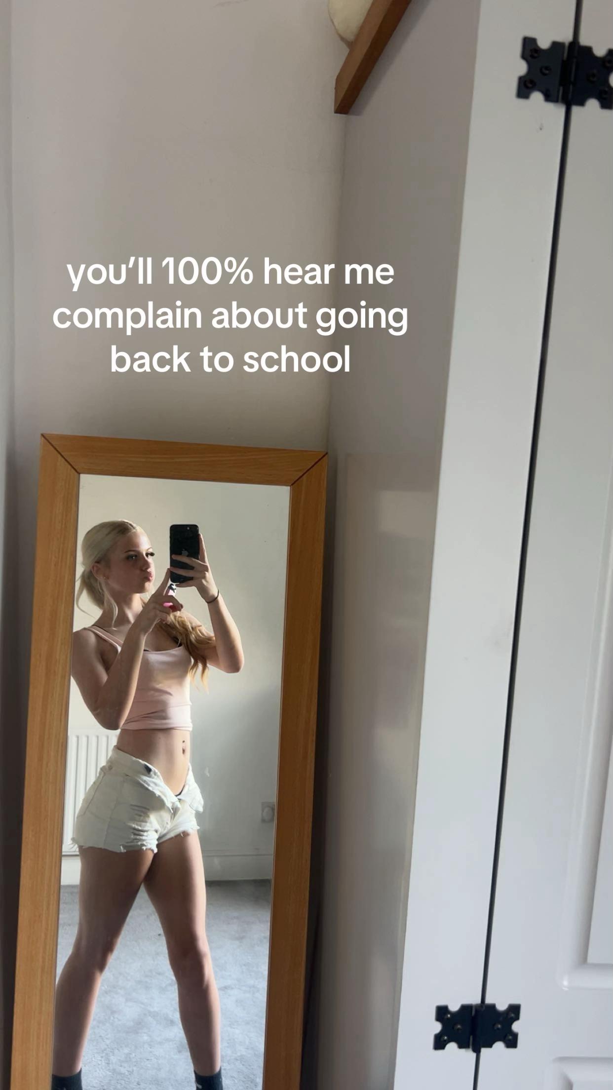 @ellie๐ค