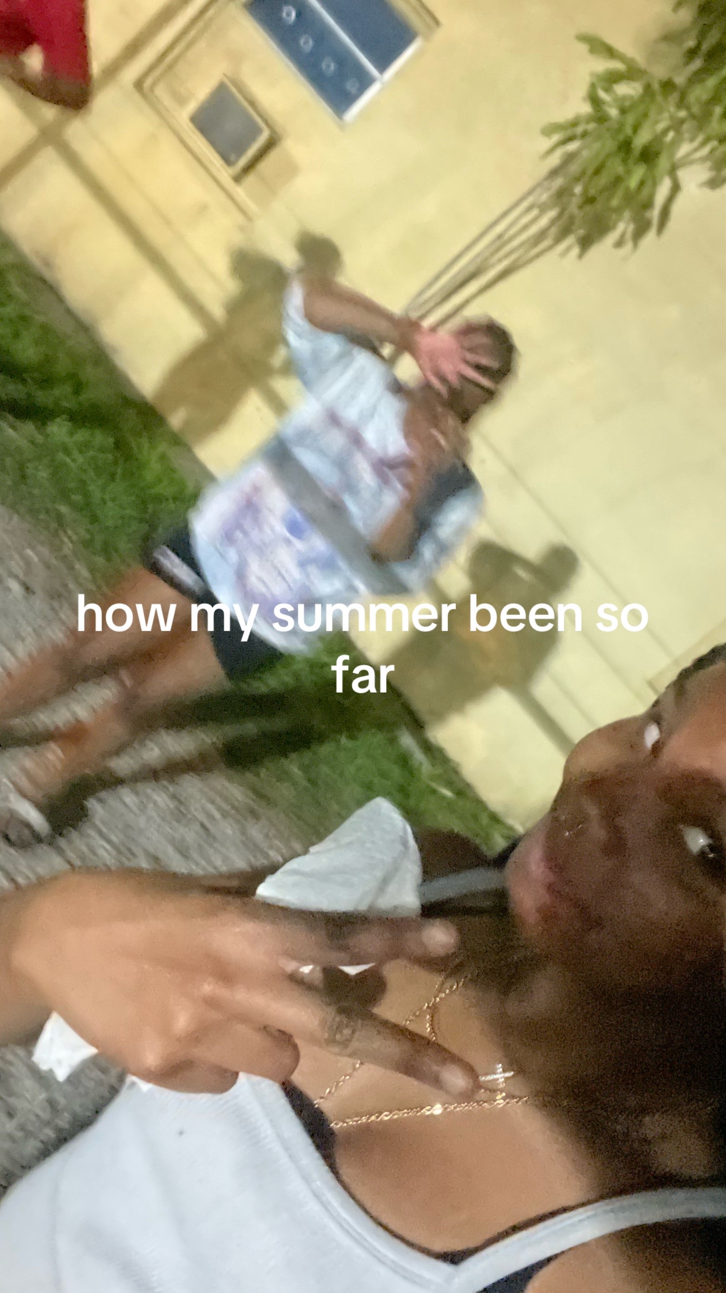 @𓃵