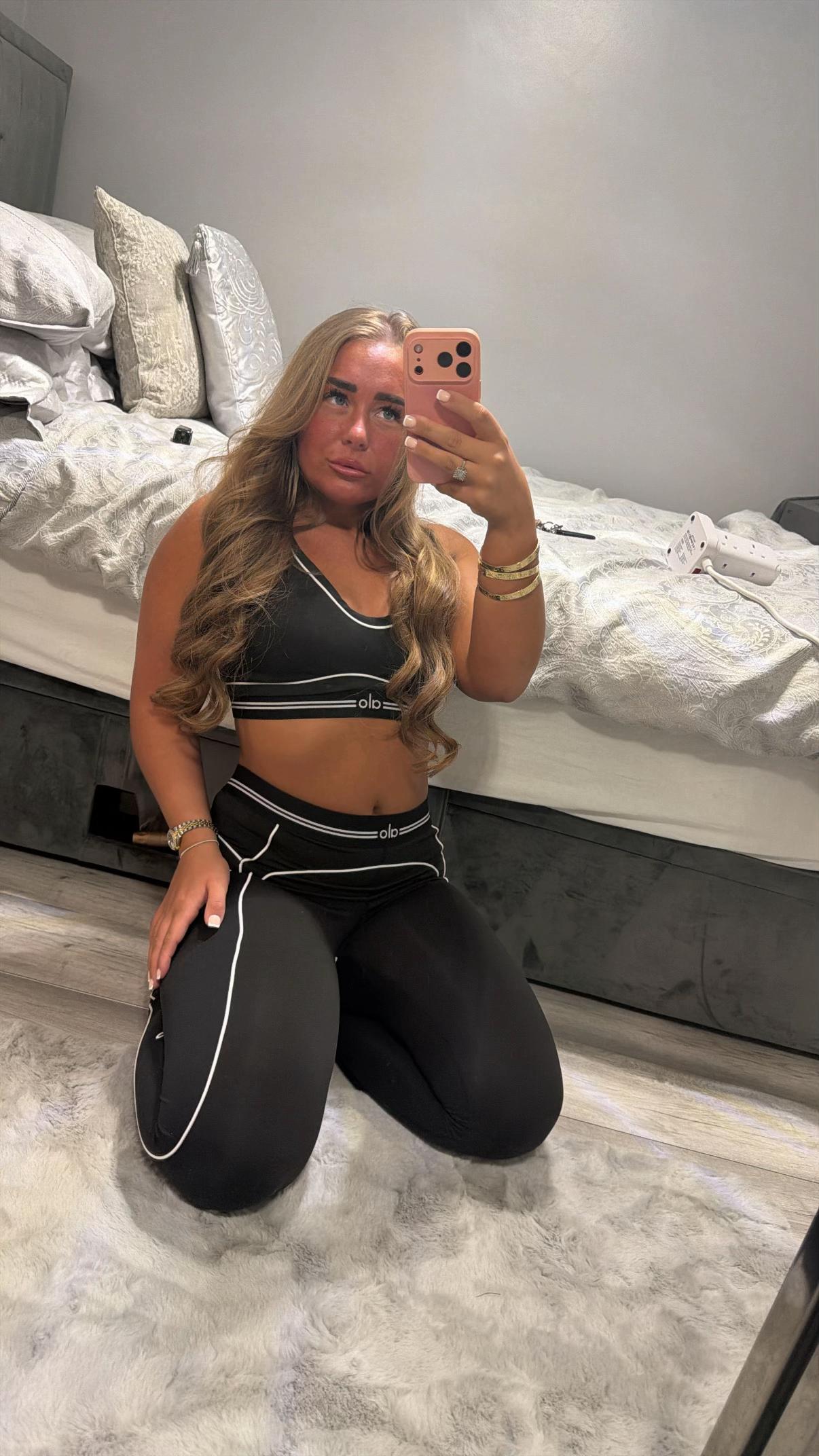 @kizzirose_wilcockx