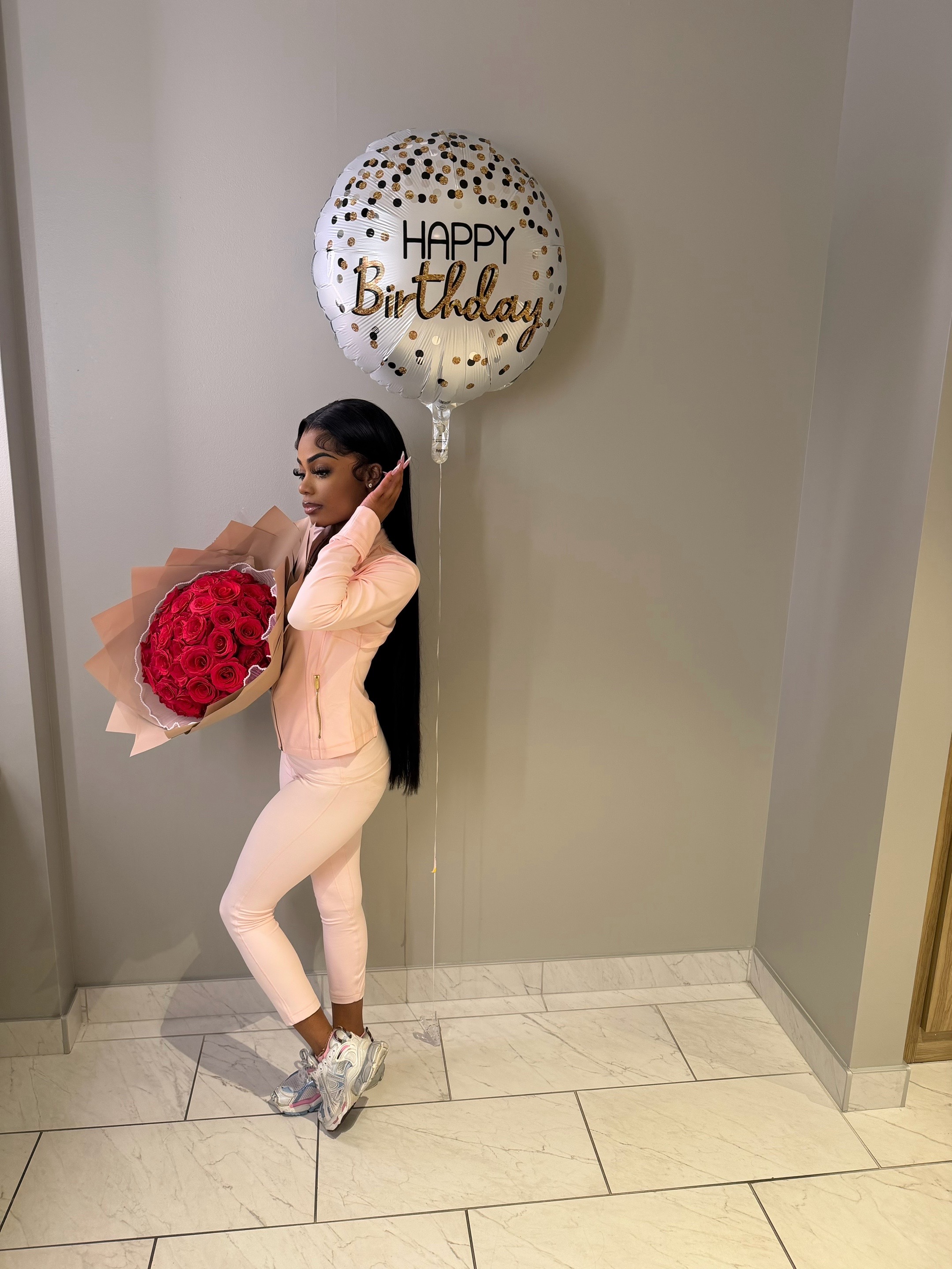 @realkyraagates