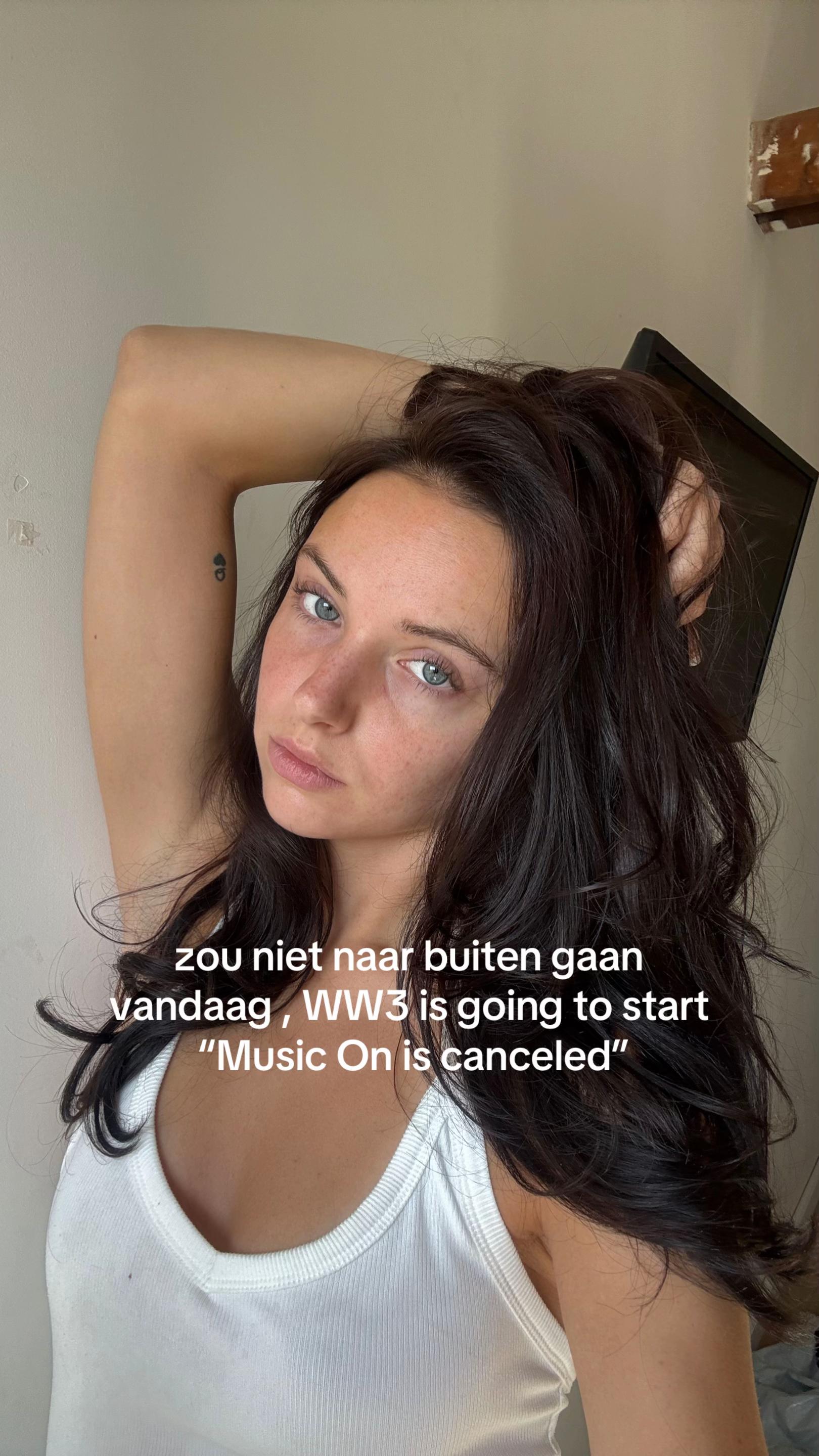 @🦢enola smits🦢