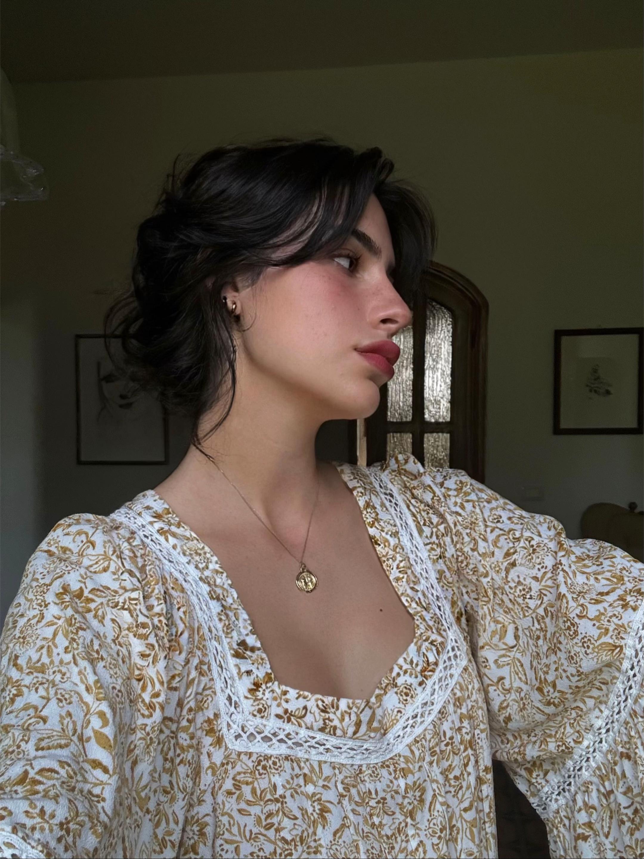 @gabriela