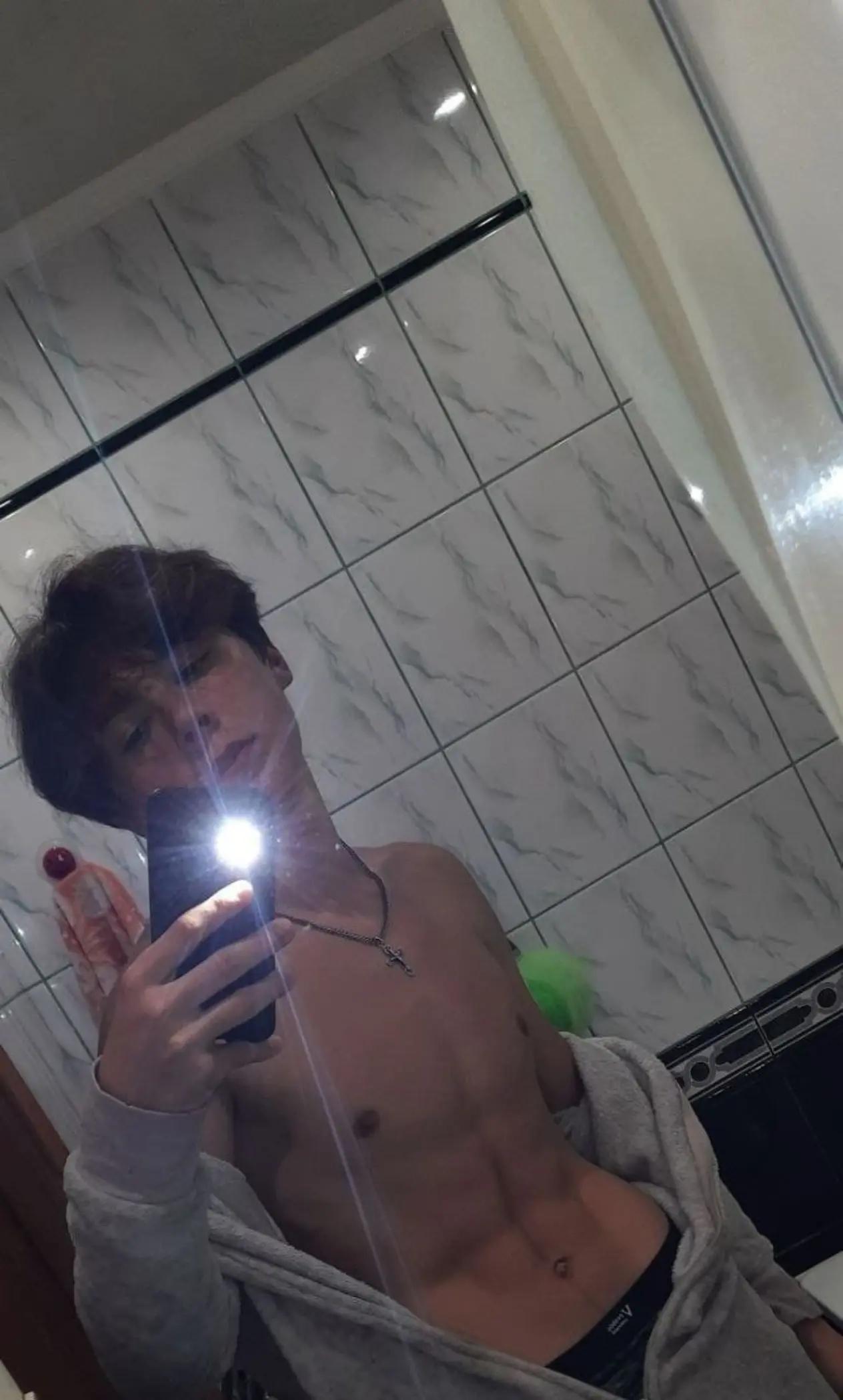 @Twinkboy
