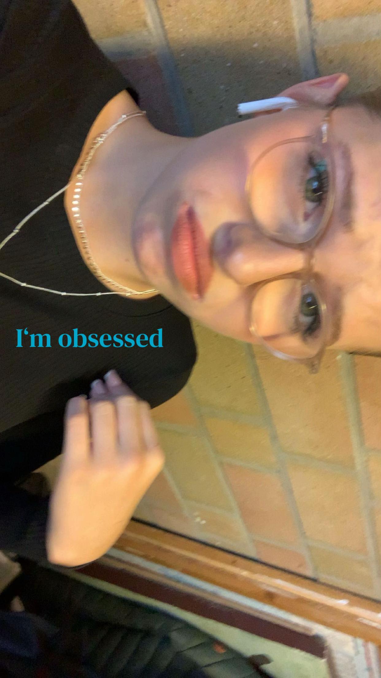 @𝐙𝐨𝐞𝐲