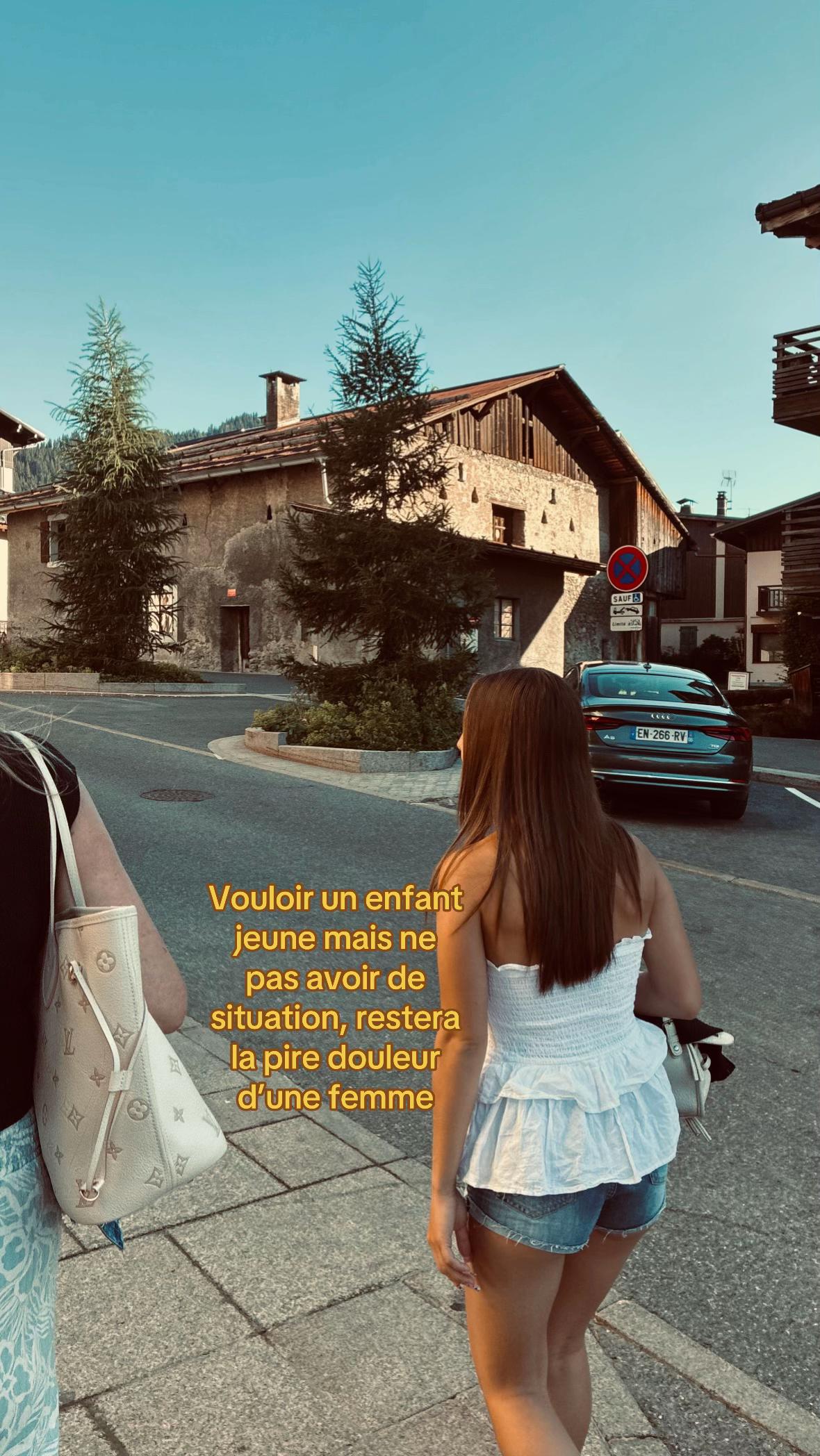 @Lena_mrc99