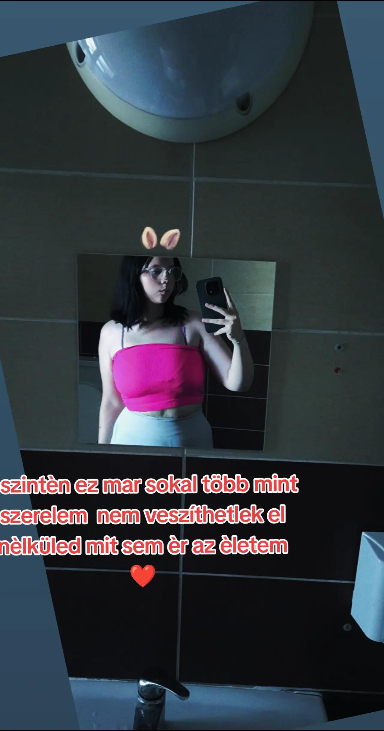 @Laura_🫶🏻