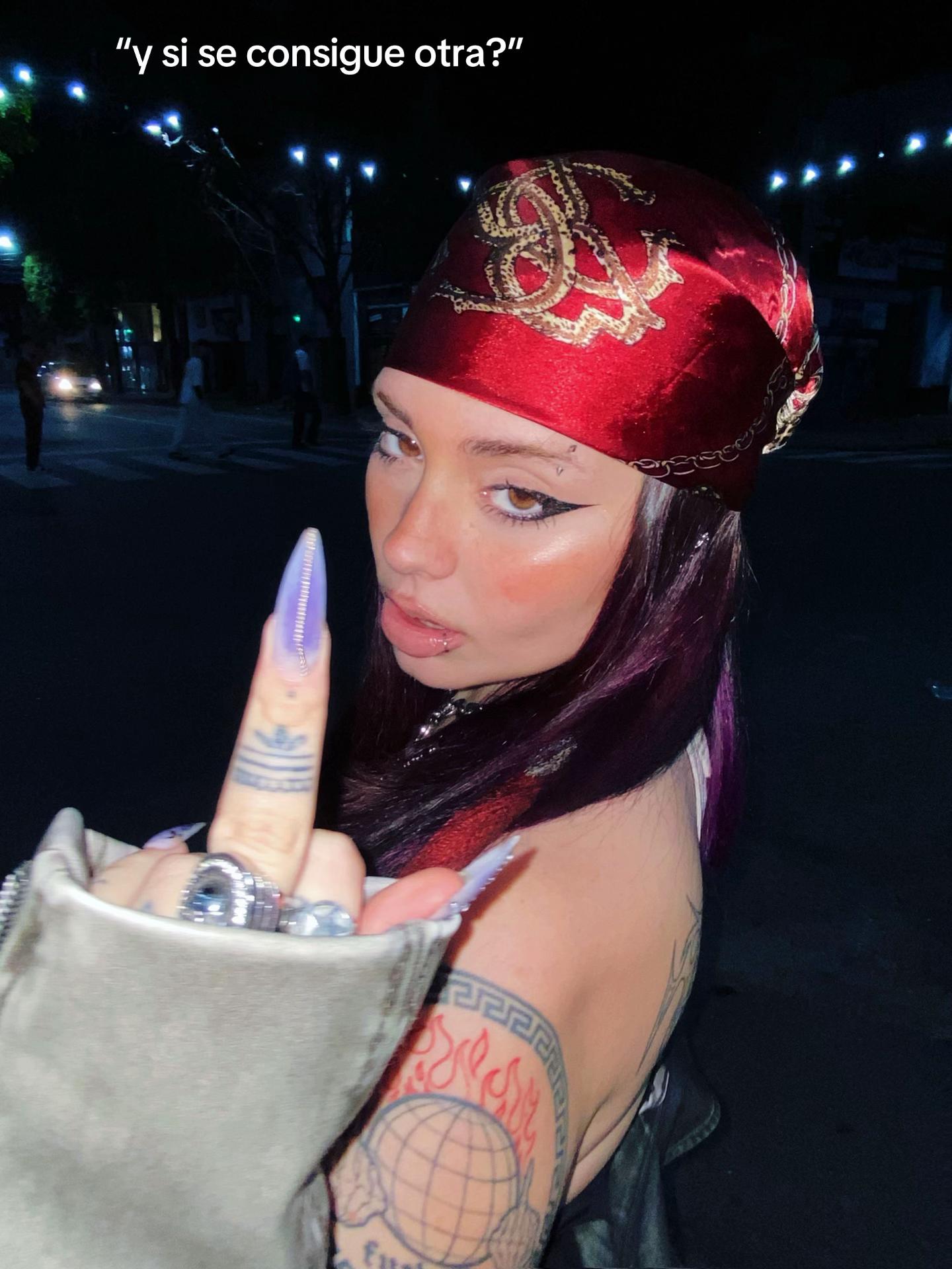 @lady★hell