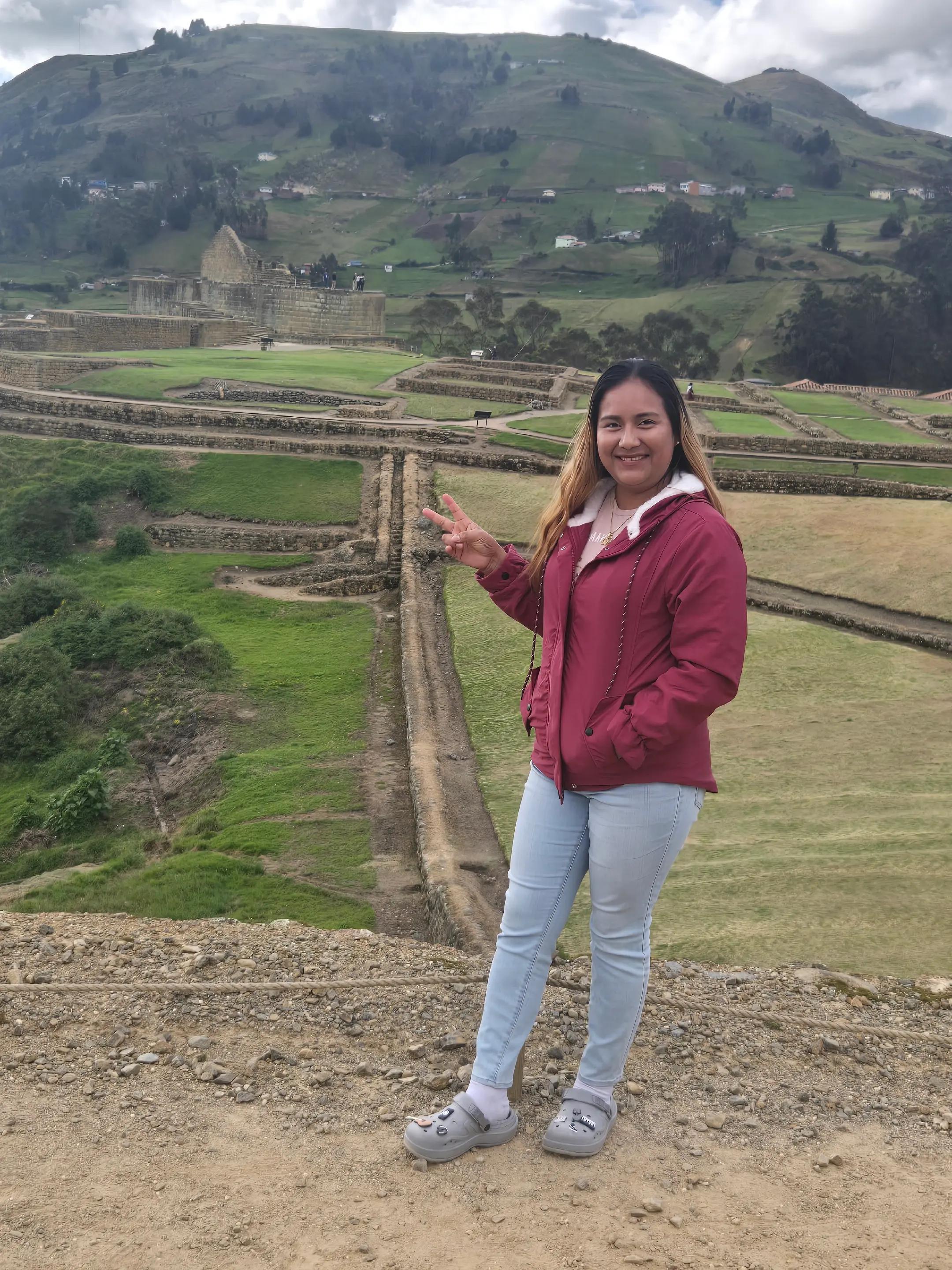 @Viviana