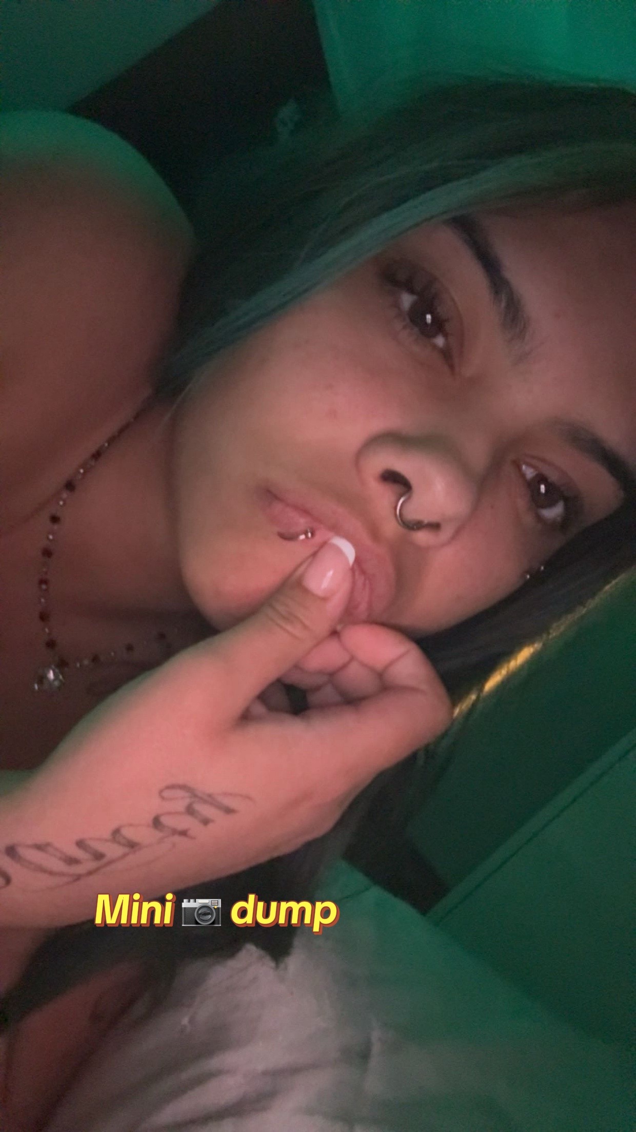 @Isabella