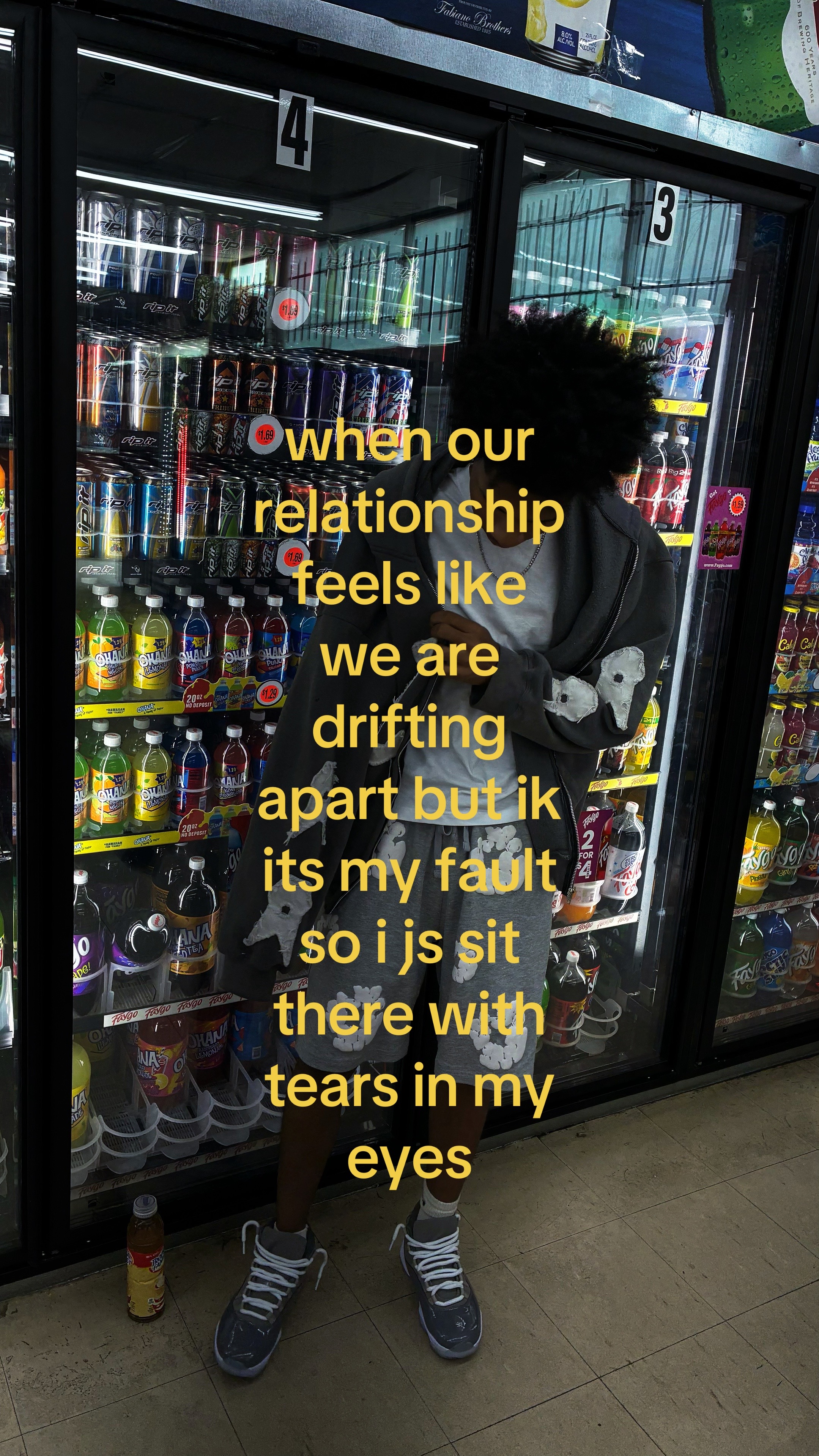 @⃟