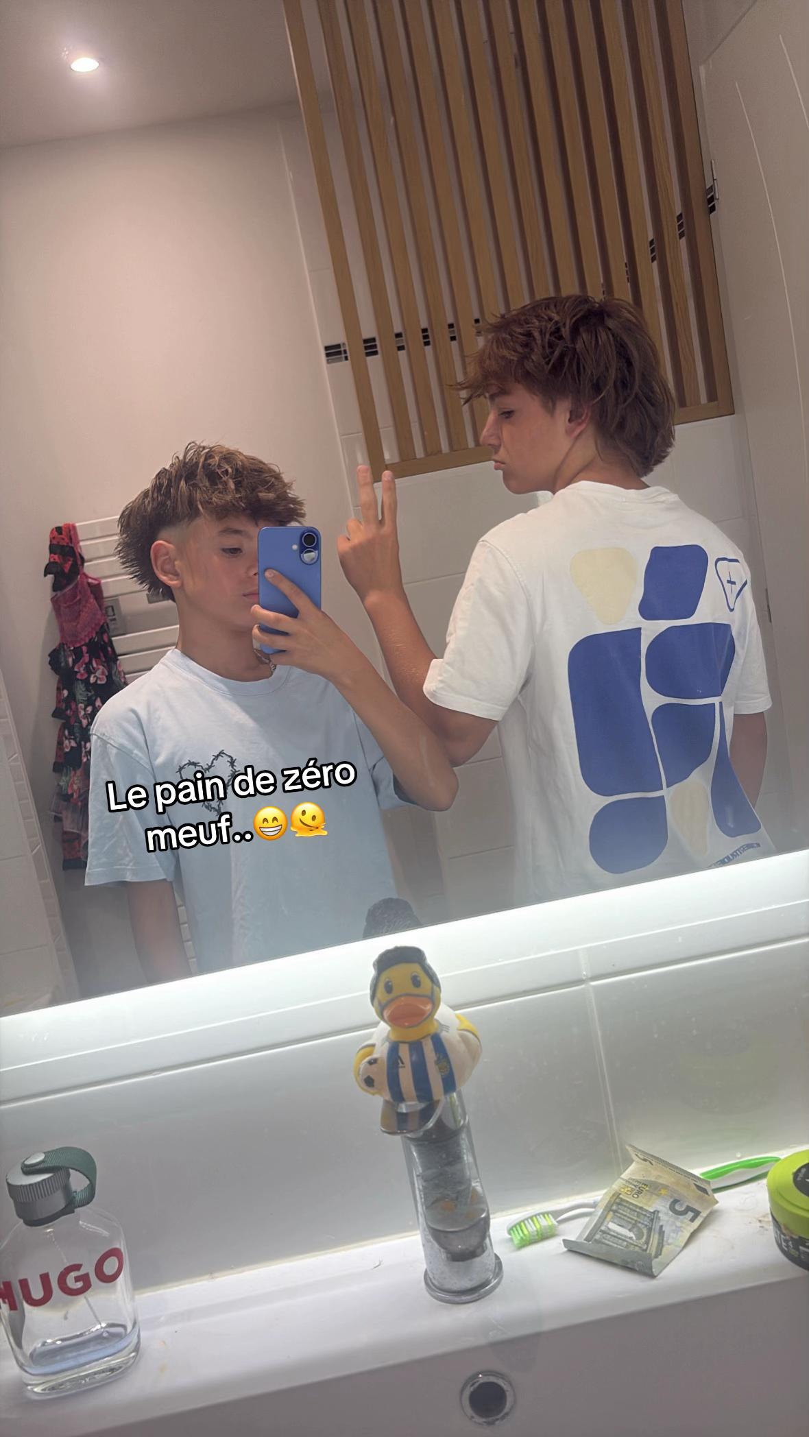 @👑