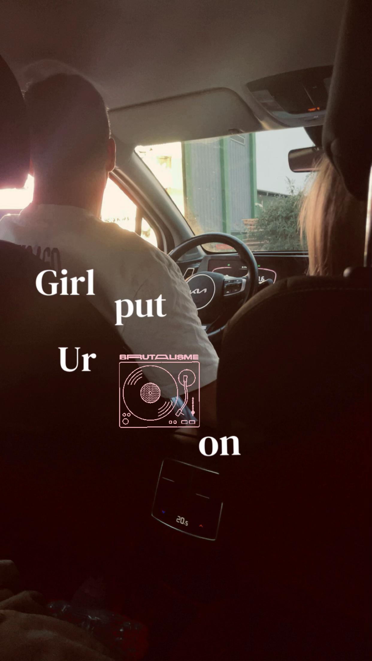 @𝓶‘