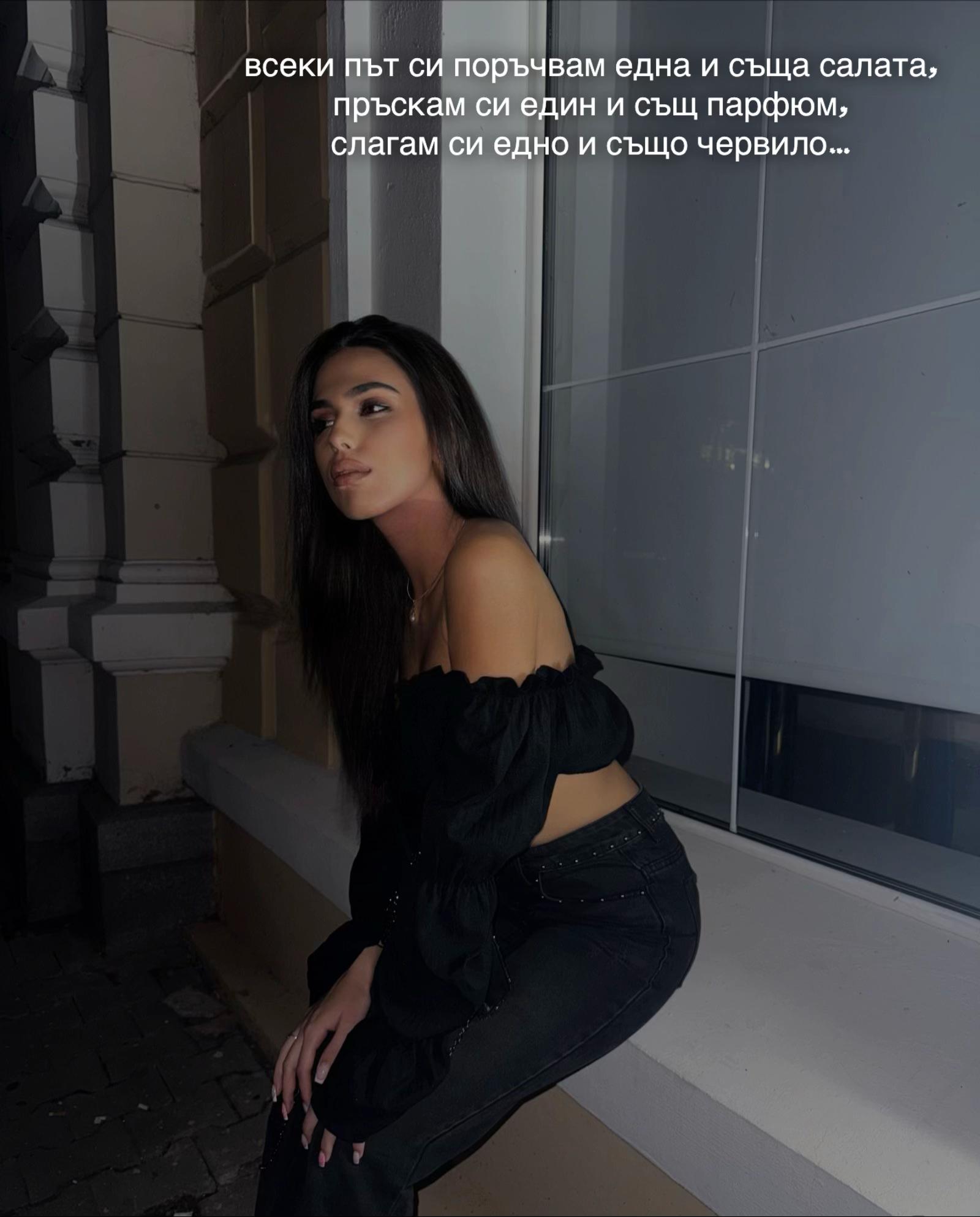 @𝗠𝗢𝗡𝗜𝗞𝗔