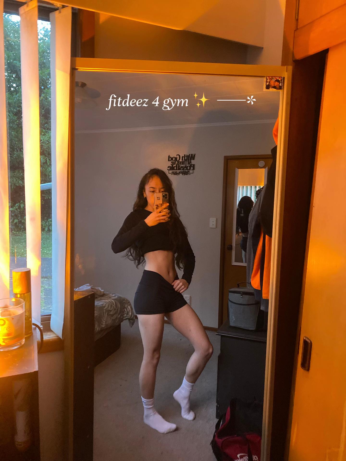 @liviana