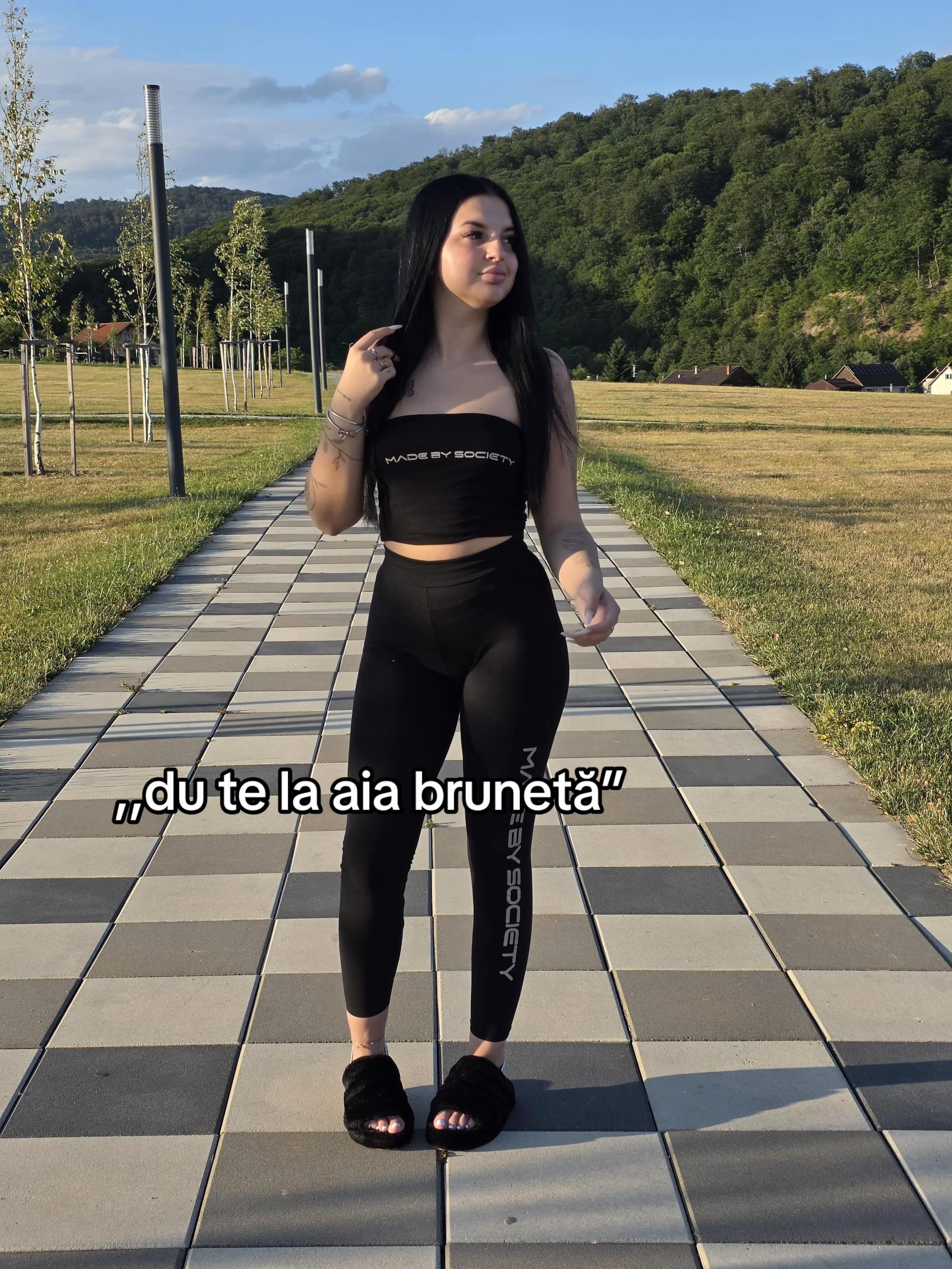 @Ioanasmicalll