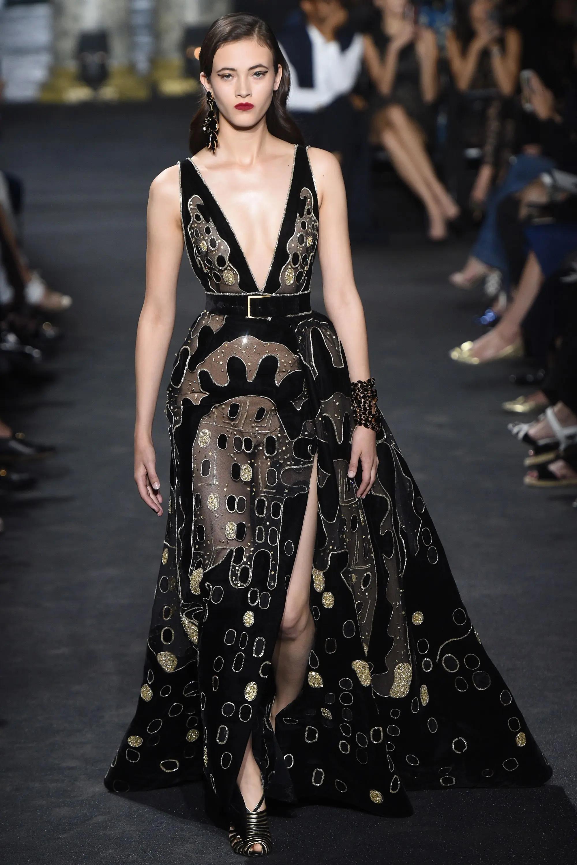 @Haute Scroll