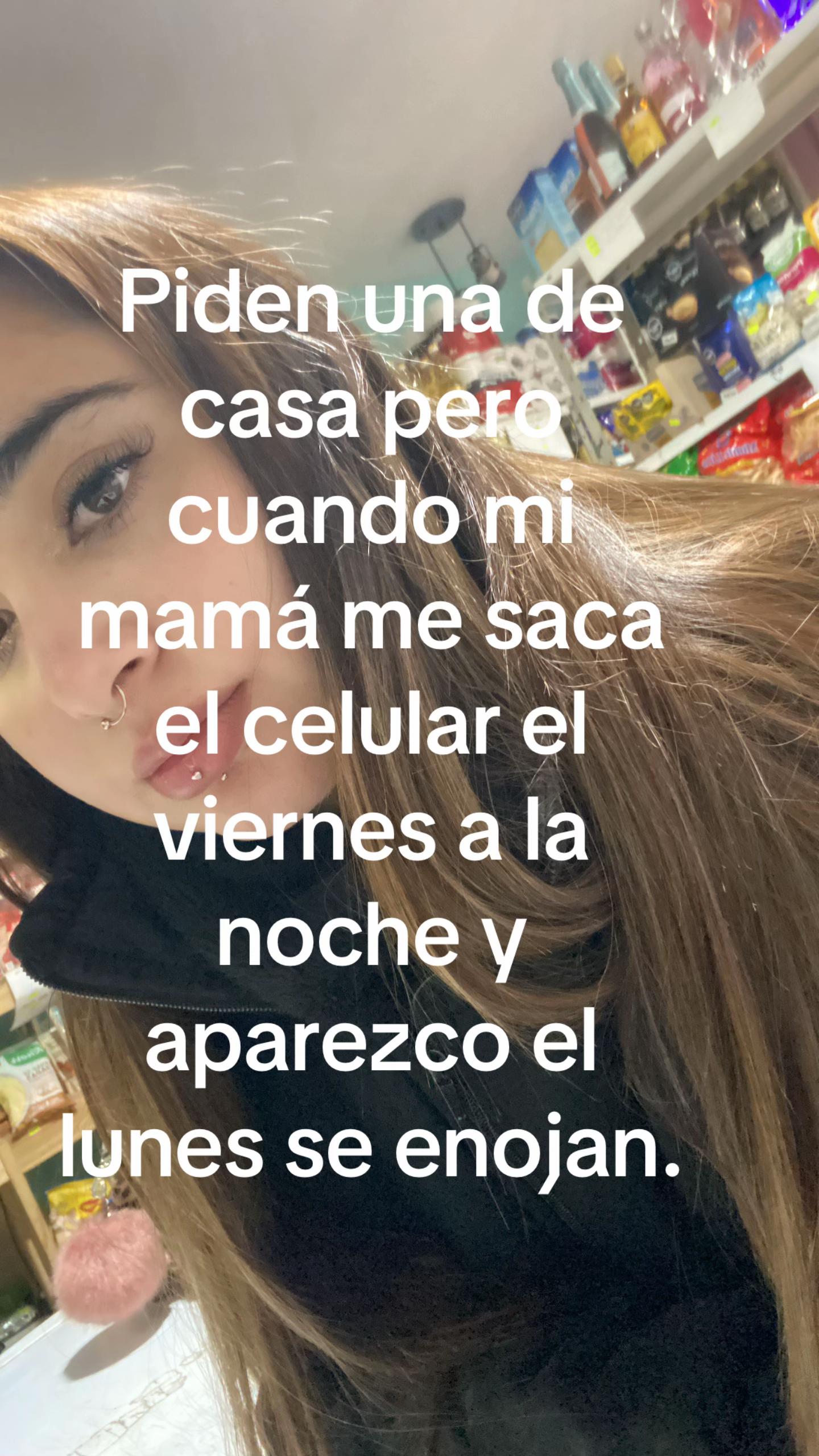 @Nayla_roldan