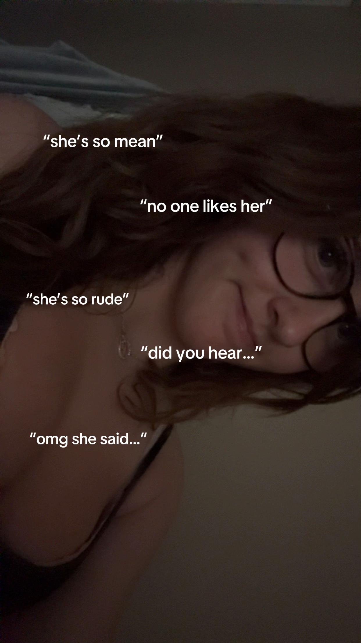 @𝑒𝓁𝓁🪭🍒
