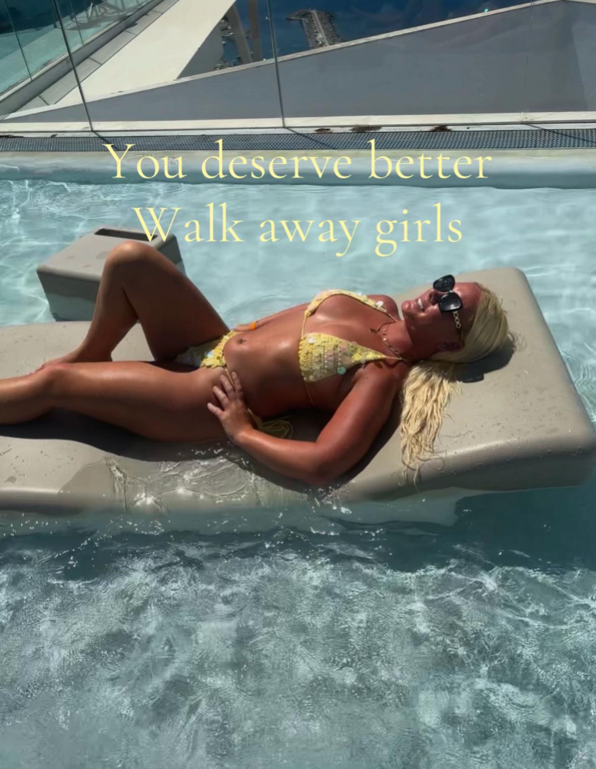 @𝓢𝓱𝓪𝓷𝓷𝓸𝓷🐚🐬🌺🍍
