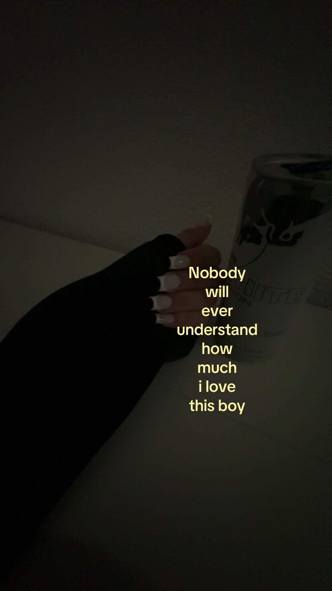@𝓐🥥