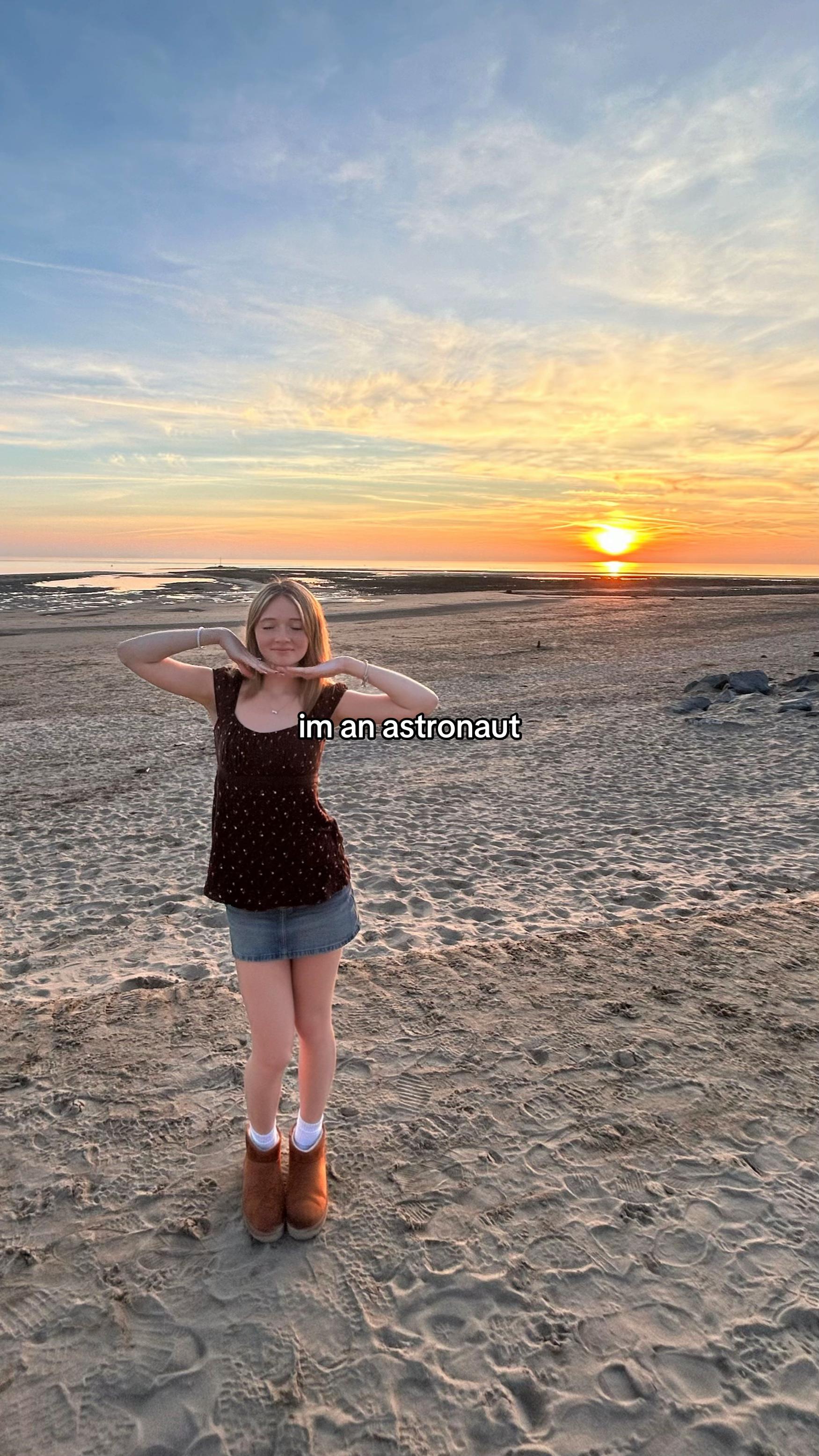 @𝑀𝑜𝓁𝓁𝓎𝑀𝒶𝓎 ⸆⸉  ོ ౨ৎ