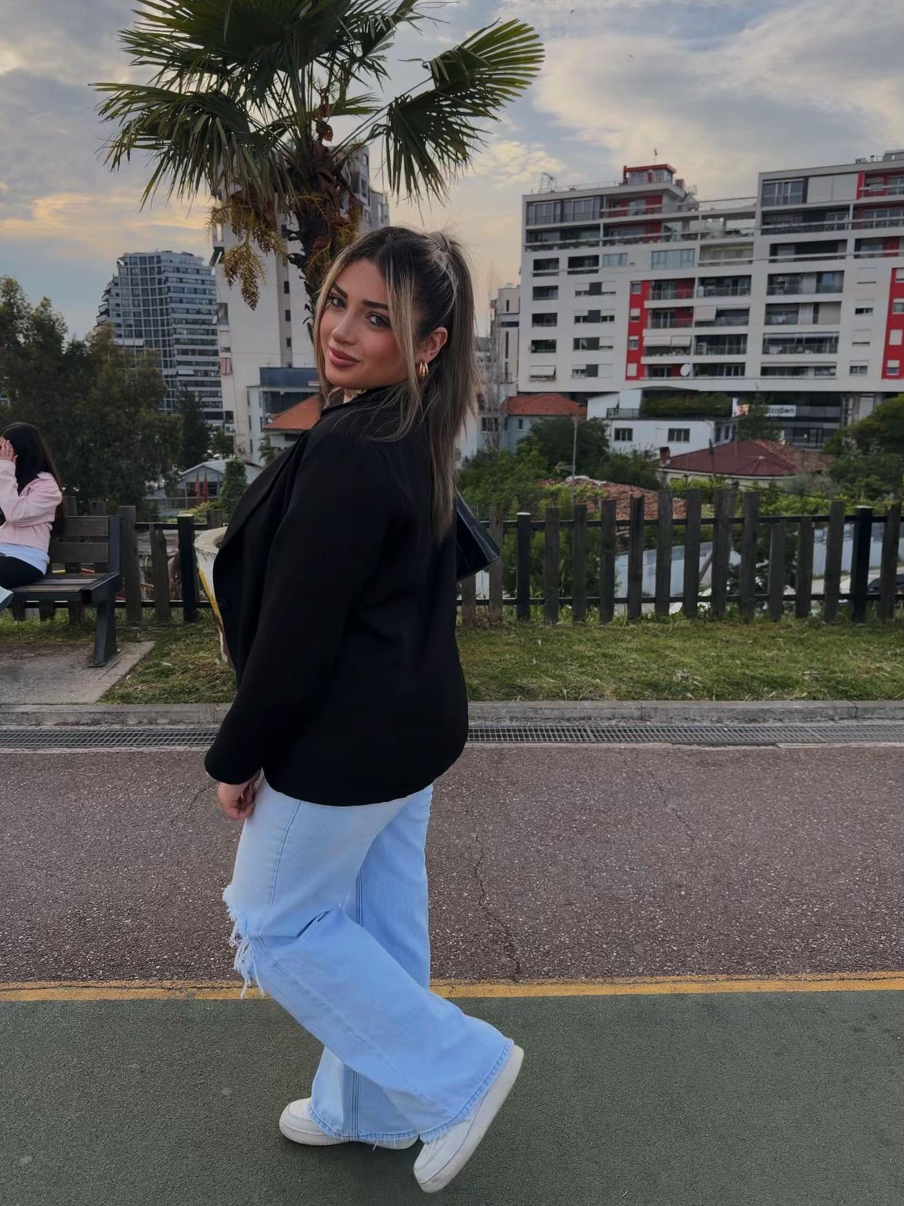 @Aurora Sciambra