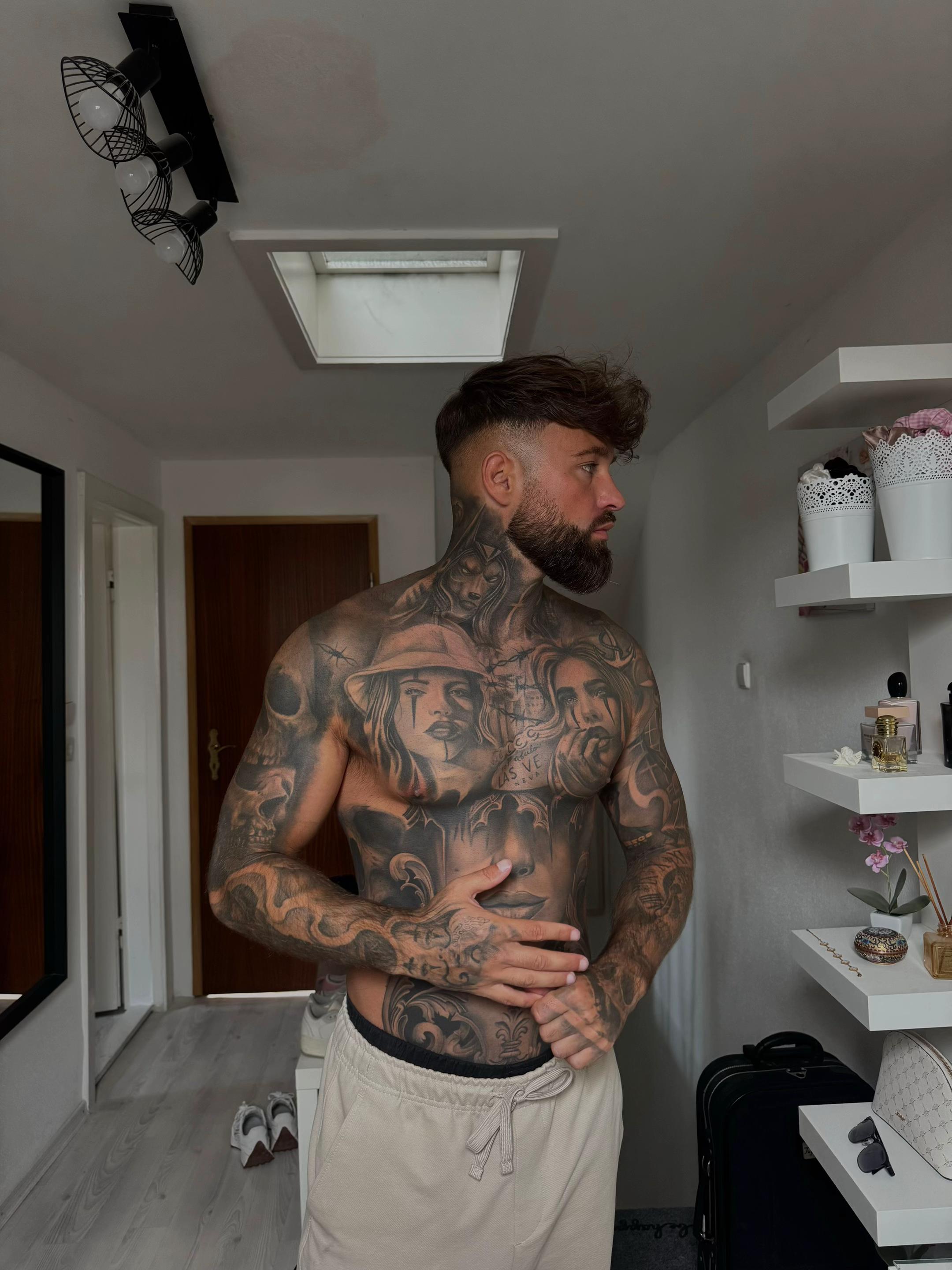 @nicolittek_