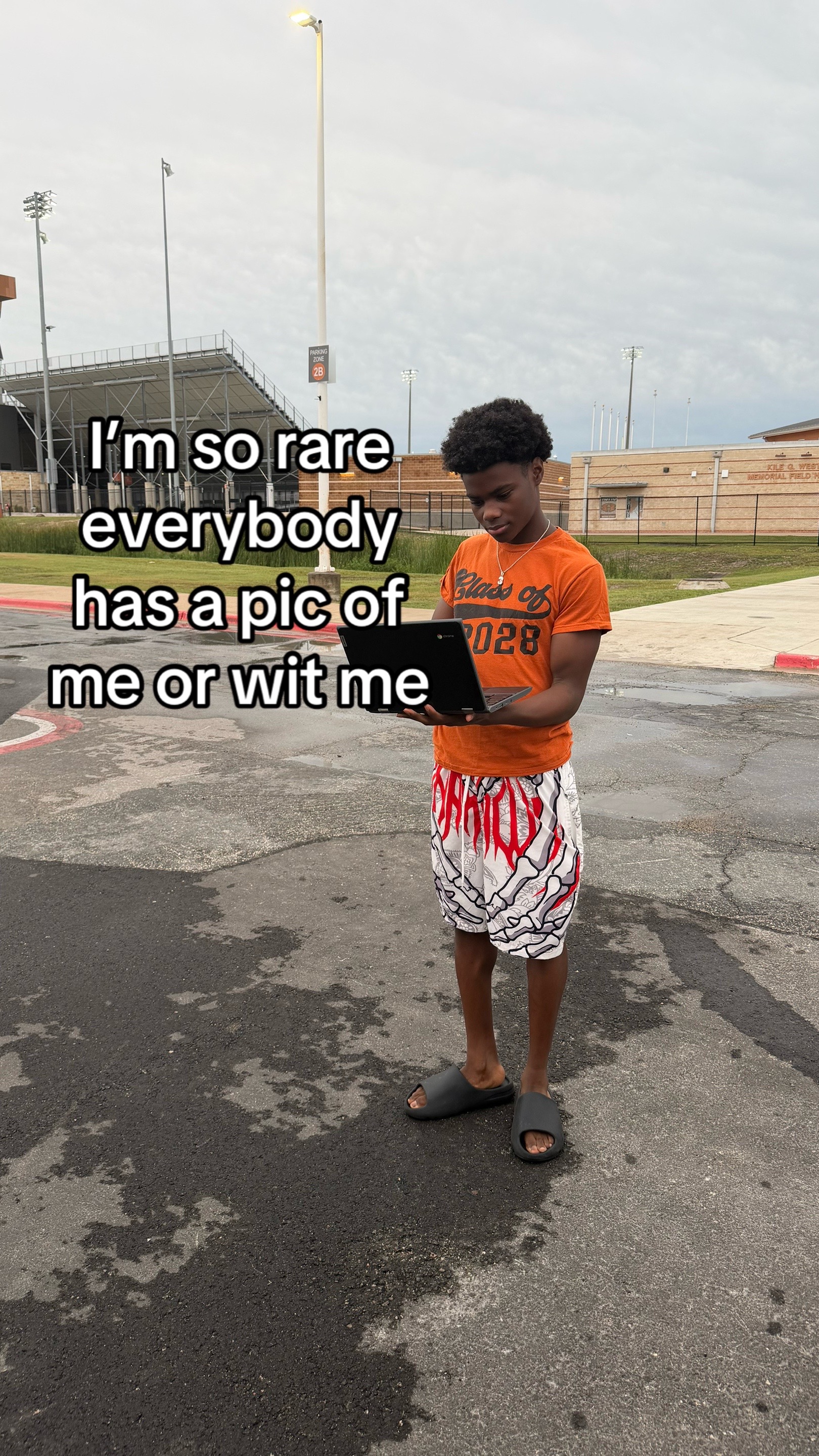 @JAY.
