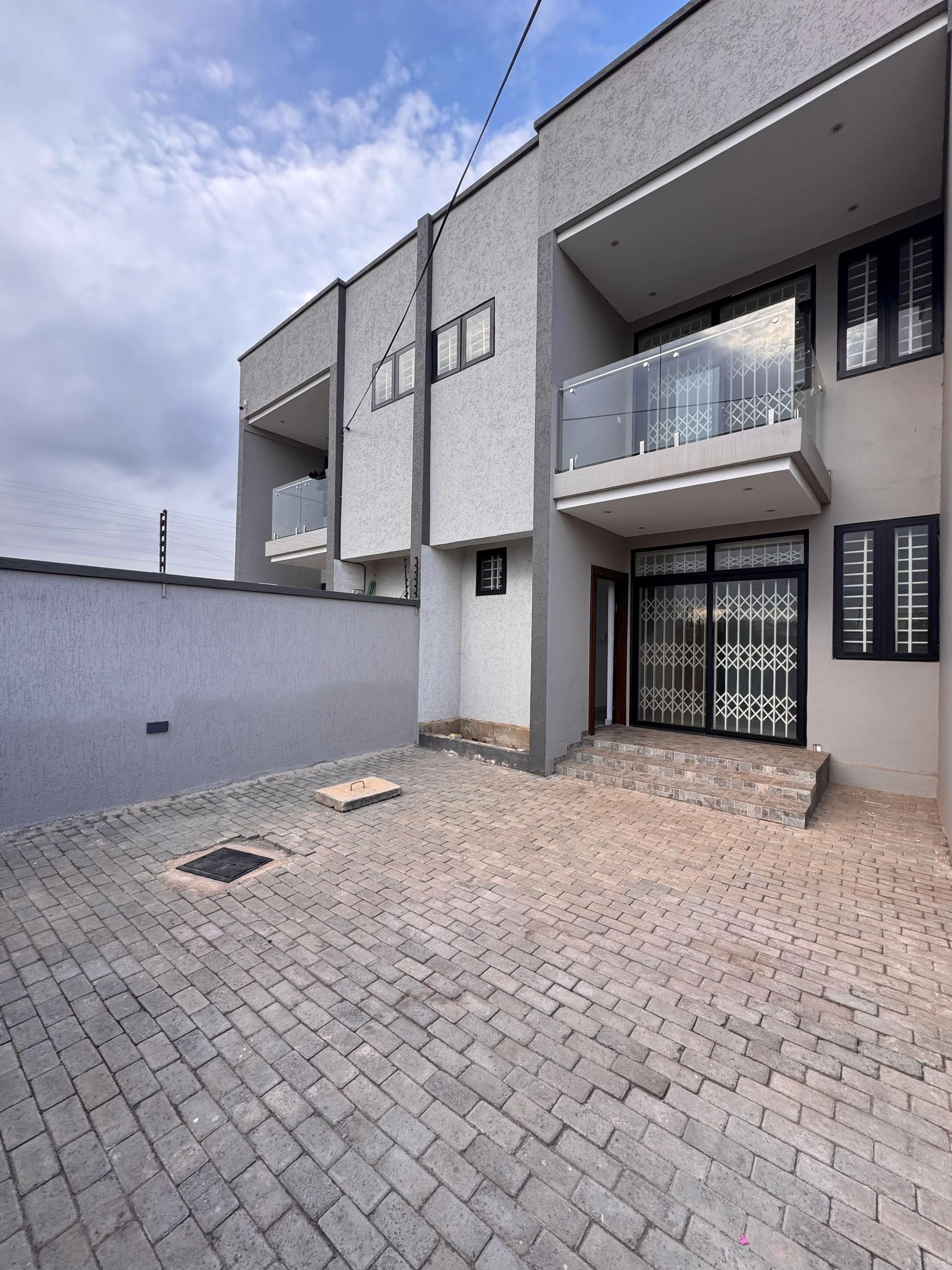 @PrimeRealtyConsultGh.