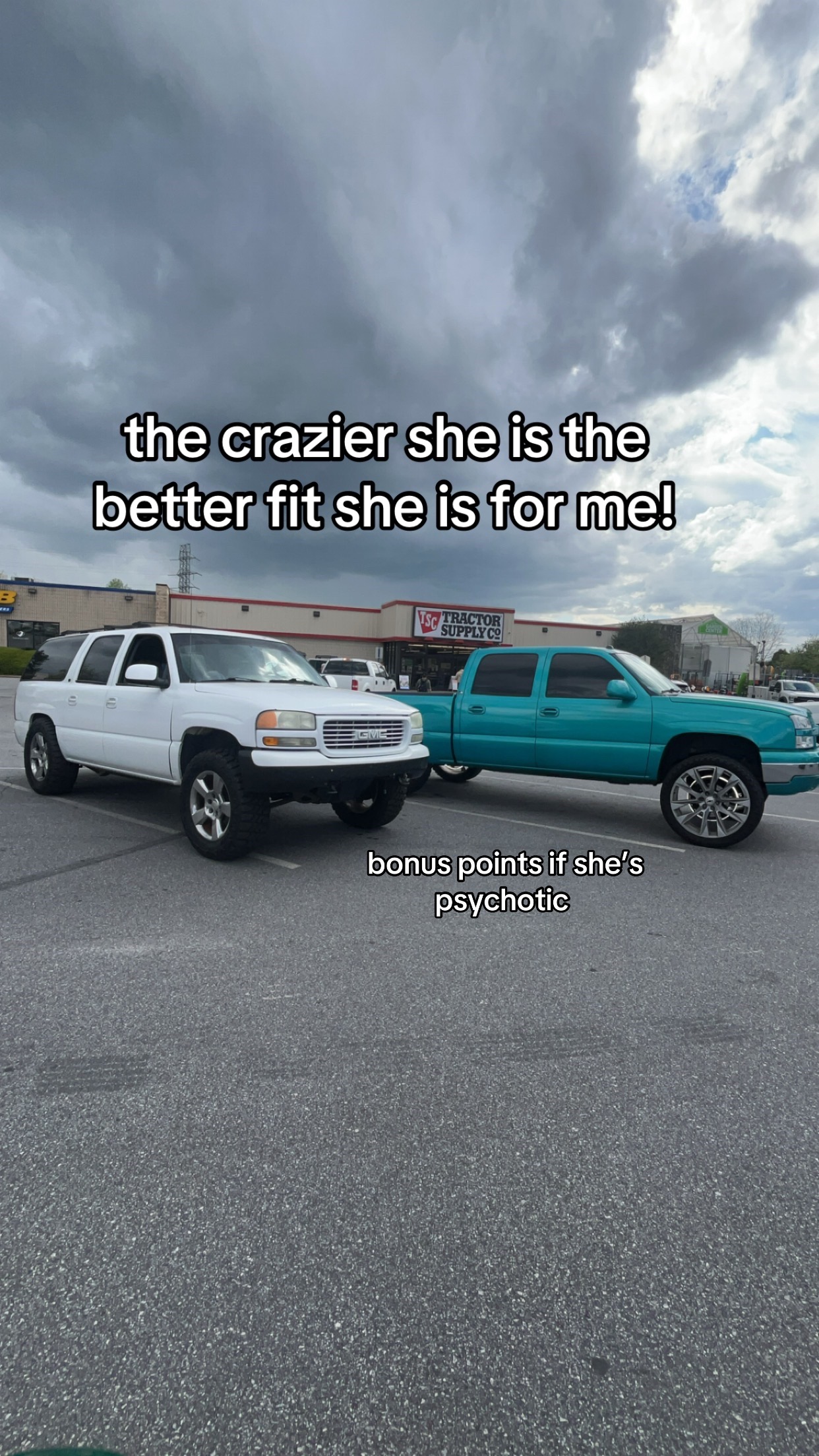 @𝓈𝓅𝓇𝒶𝓎💦🔫