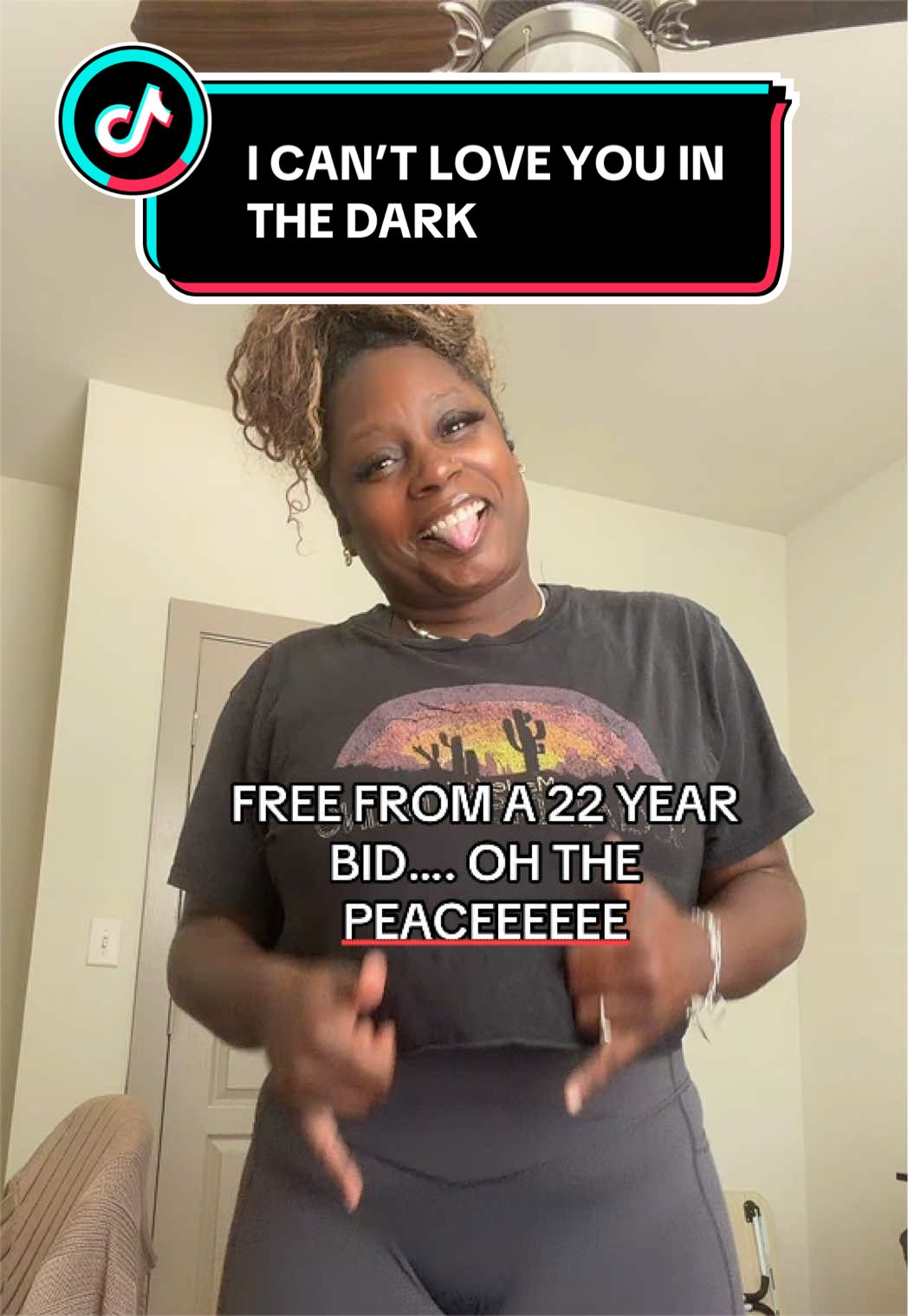 @MsTee_