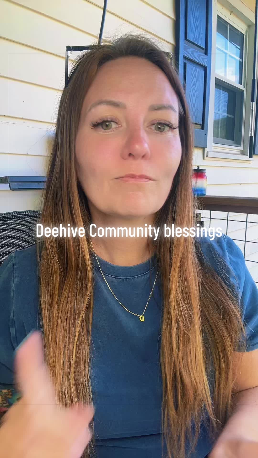 @DeeHive | Relatable Lifestyle
