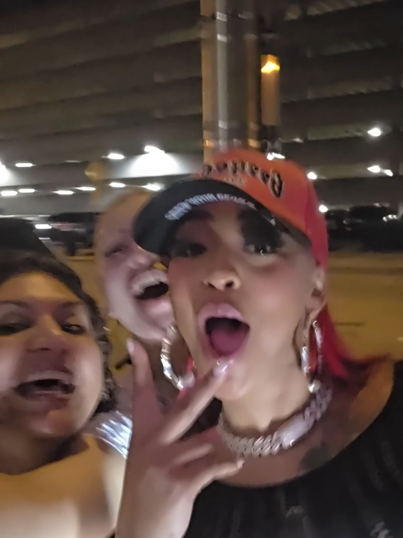 @Lulu