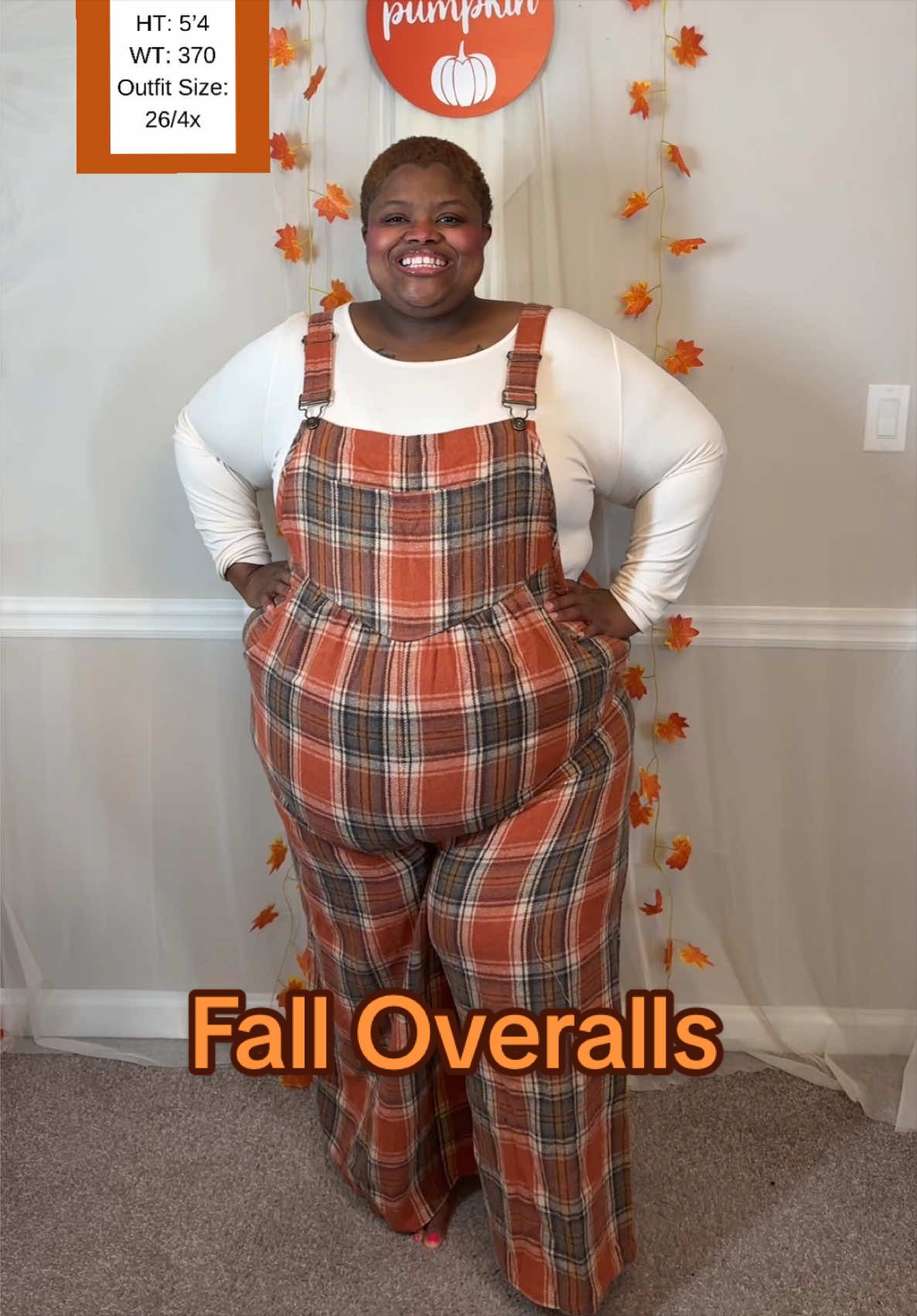 @Nikki • Plus Size Fashion