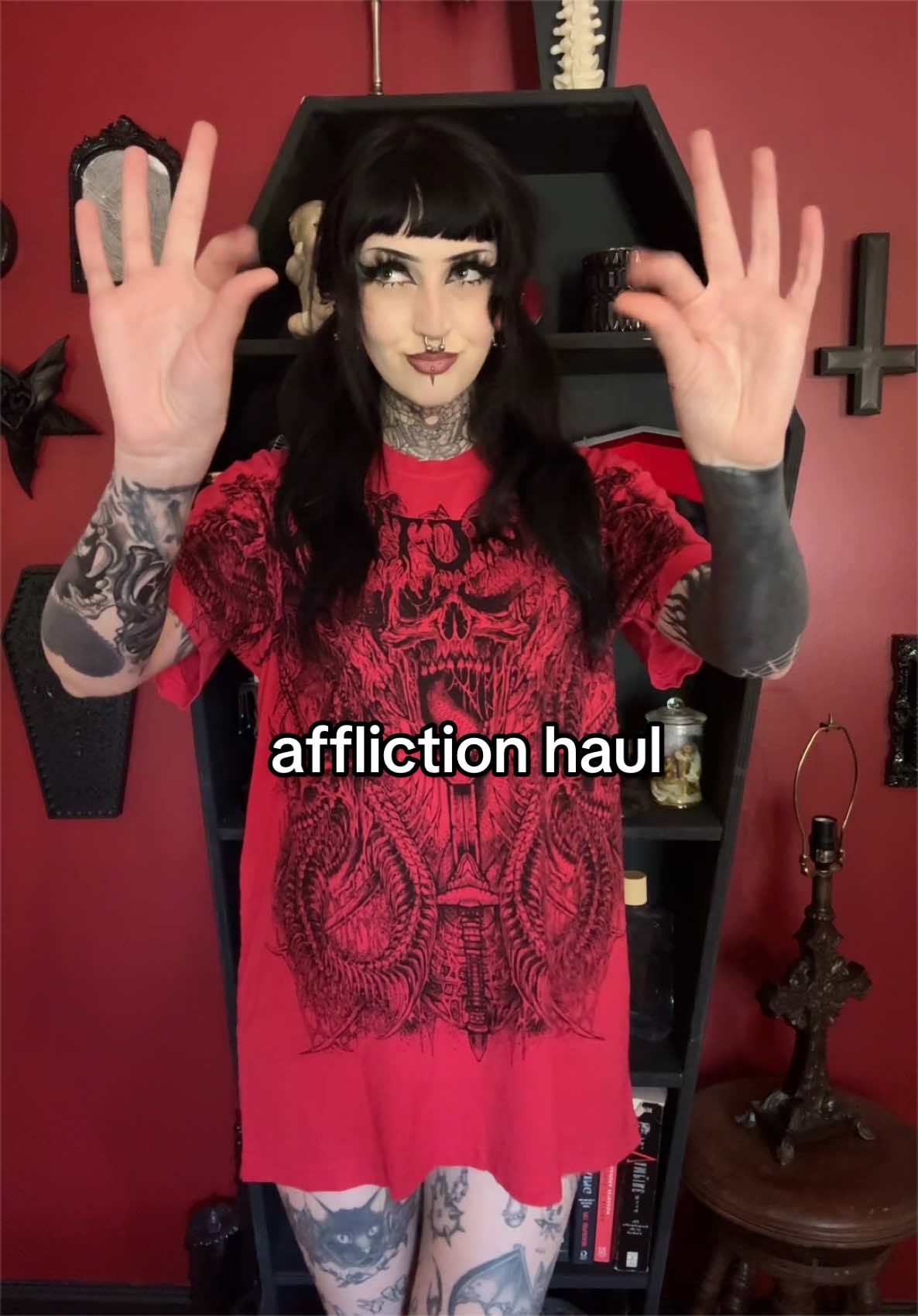 @☠︎︎HORRORHAILEY☠︎︎
