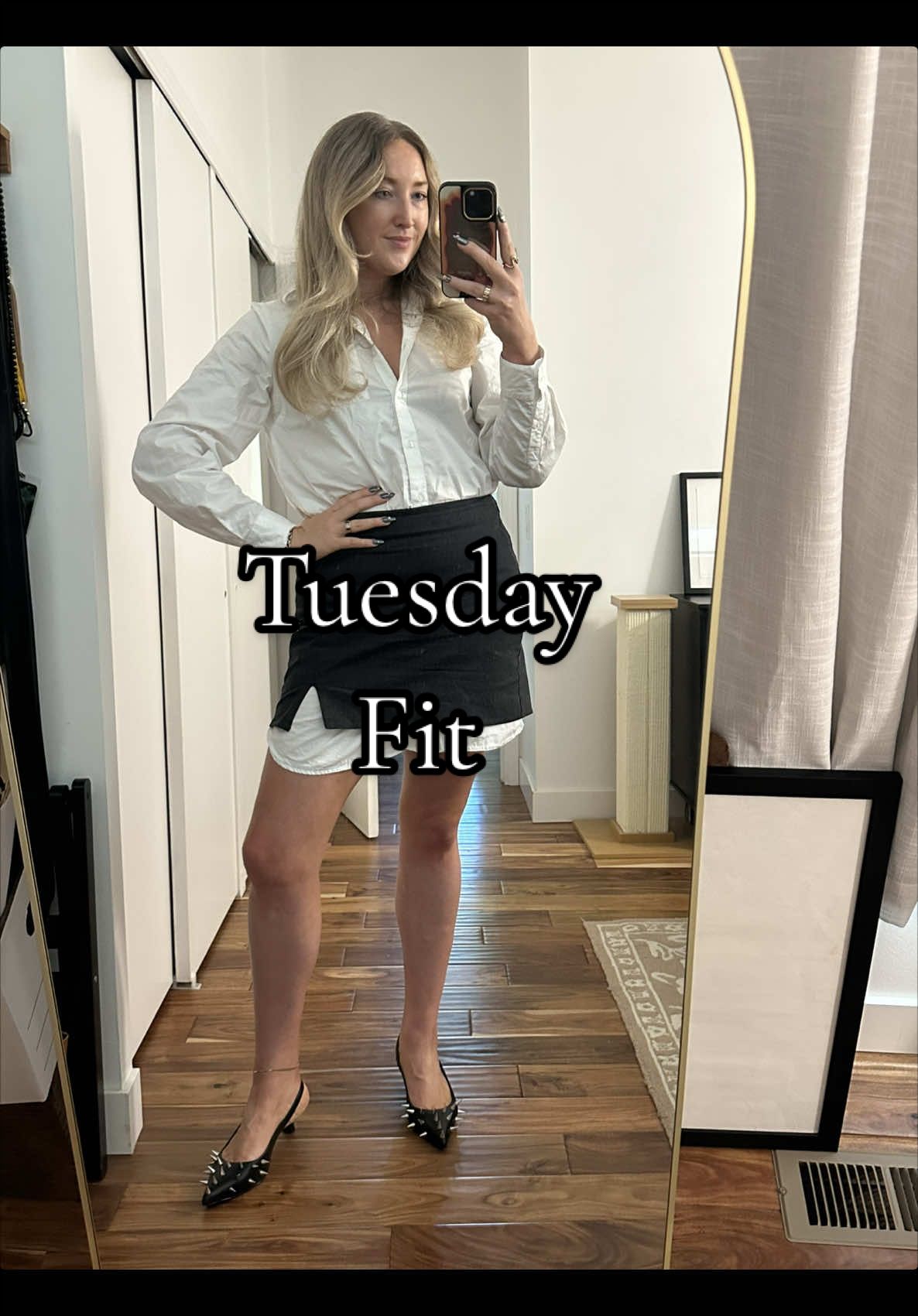 @mommy_looong_legs