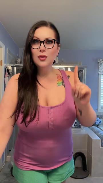 @CurvyCutie2018