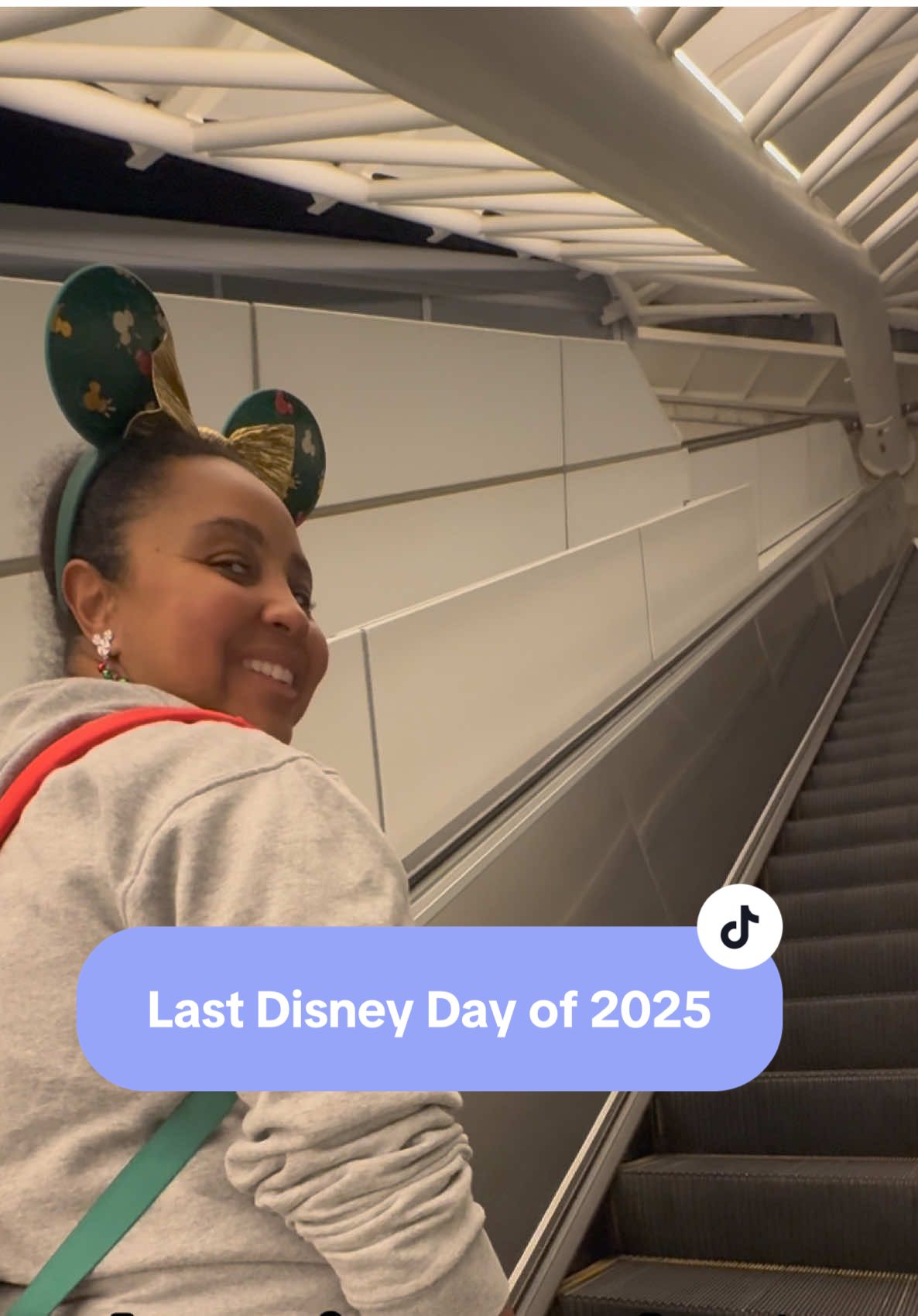 @Antoinette | Cozy Disney FTM