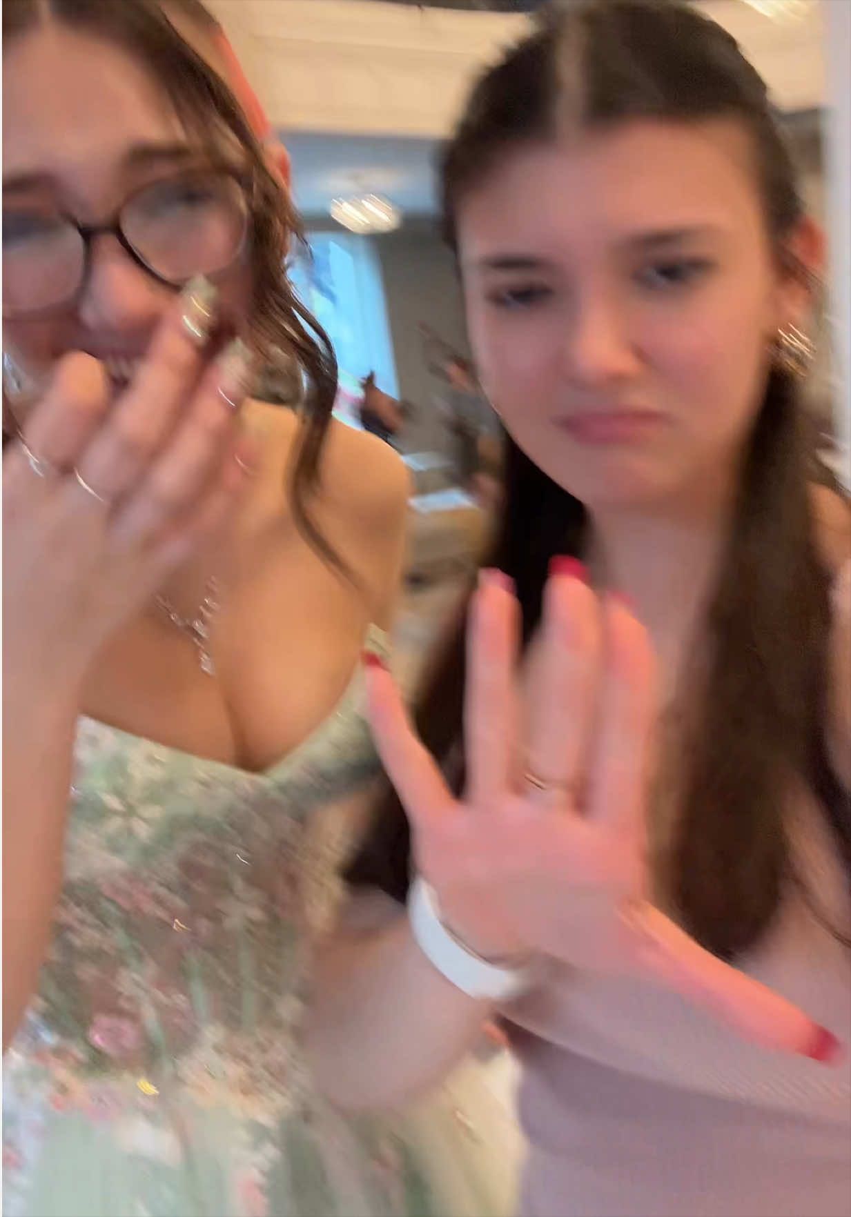 @Ellenie