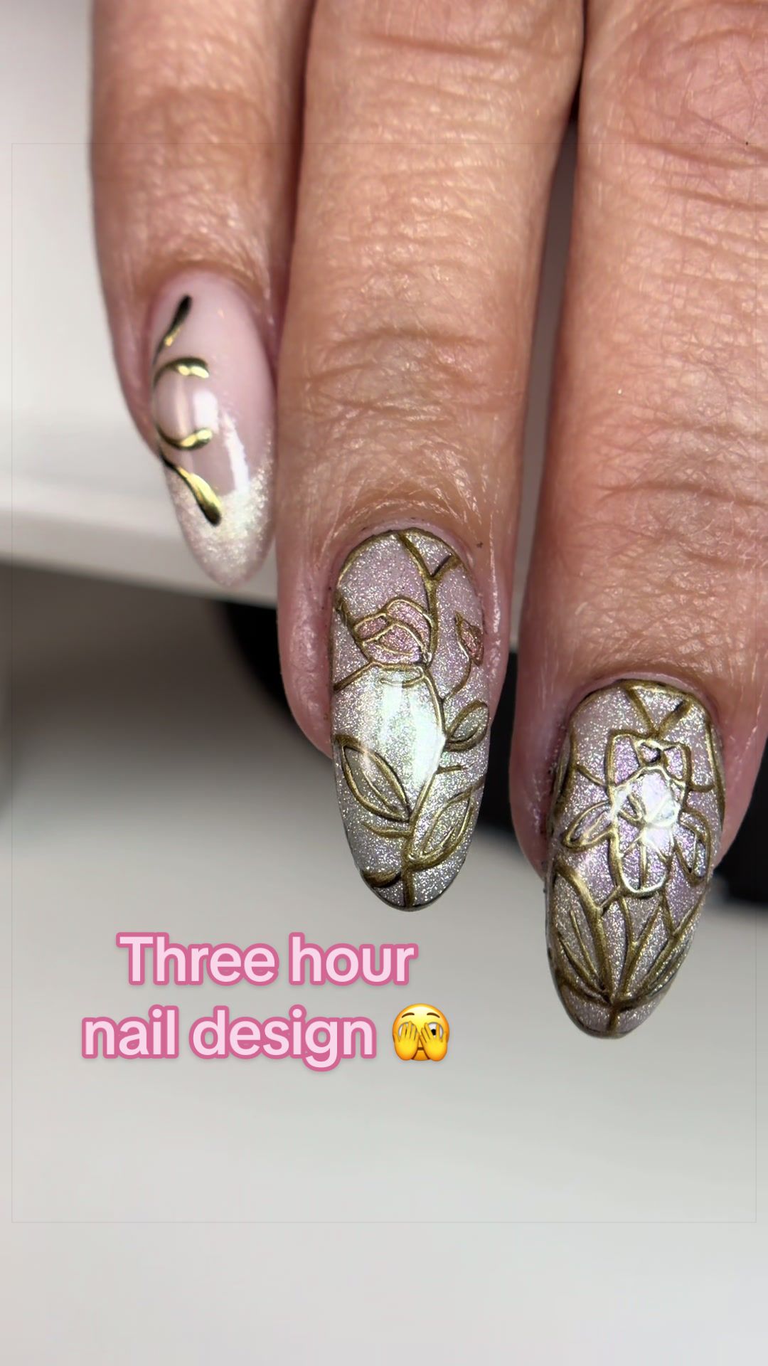@thegelbelle