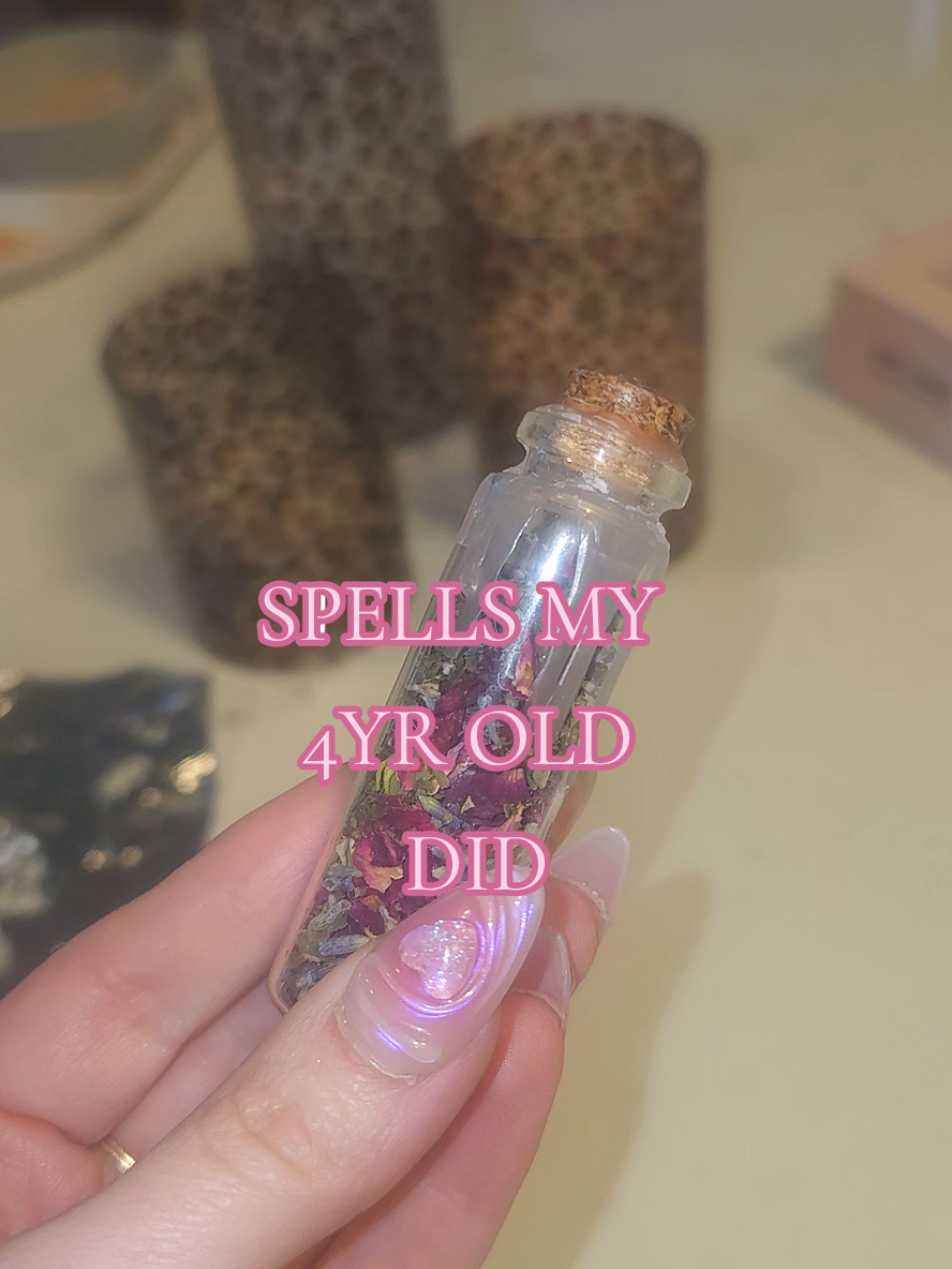 @Daphne 🧚♀️🔮✨️
